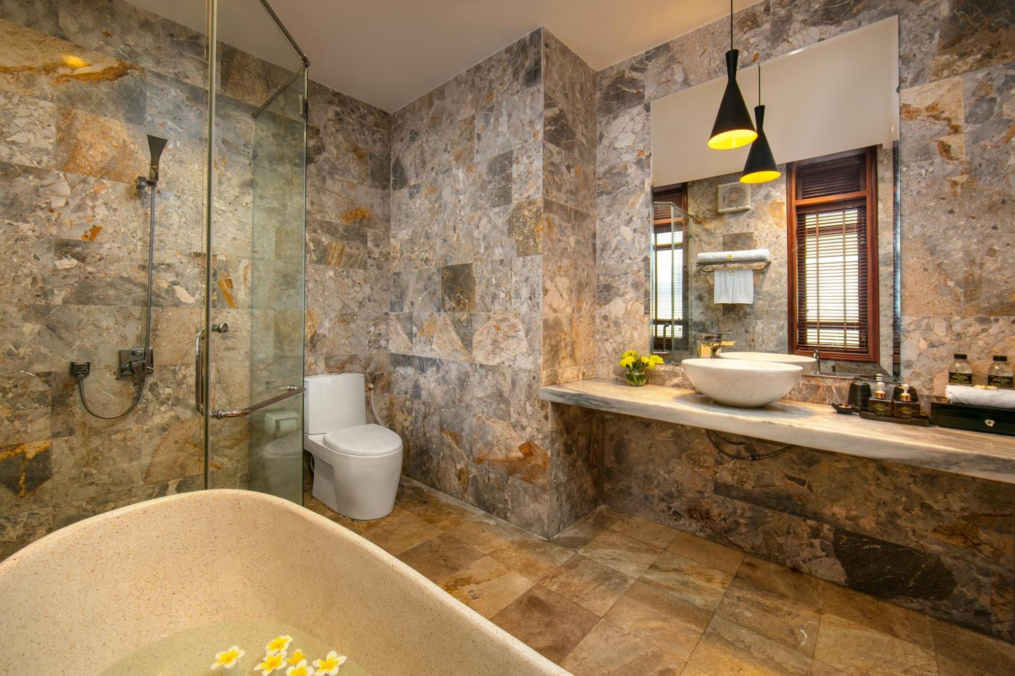 Bed & Breakfast Riverside & 4*