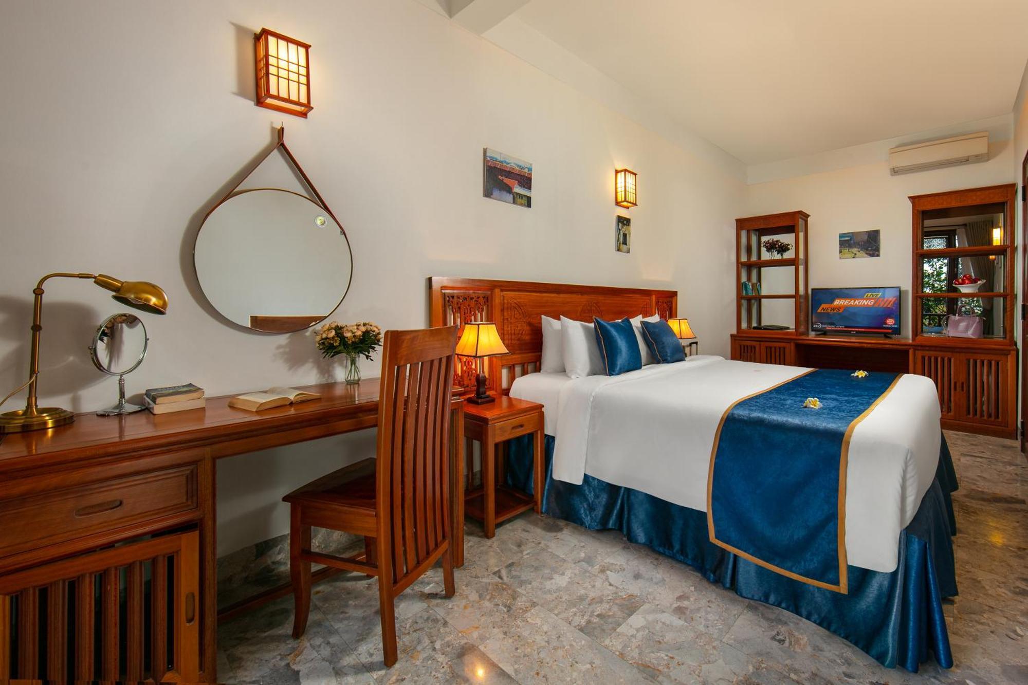 Riverside & Bed & Breakfast 4*