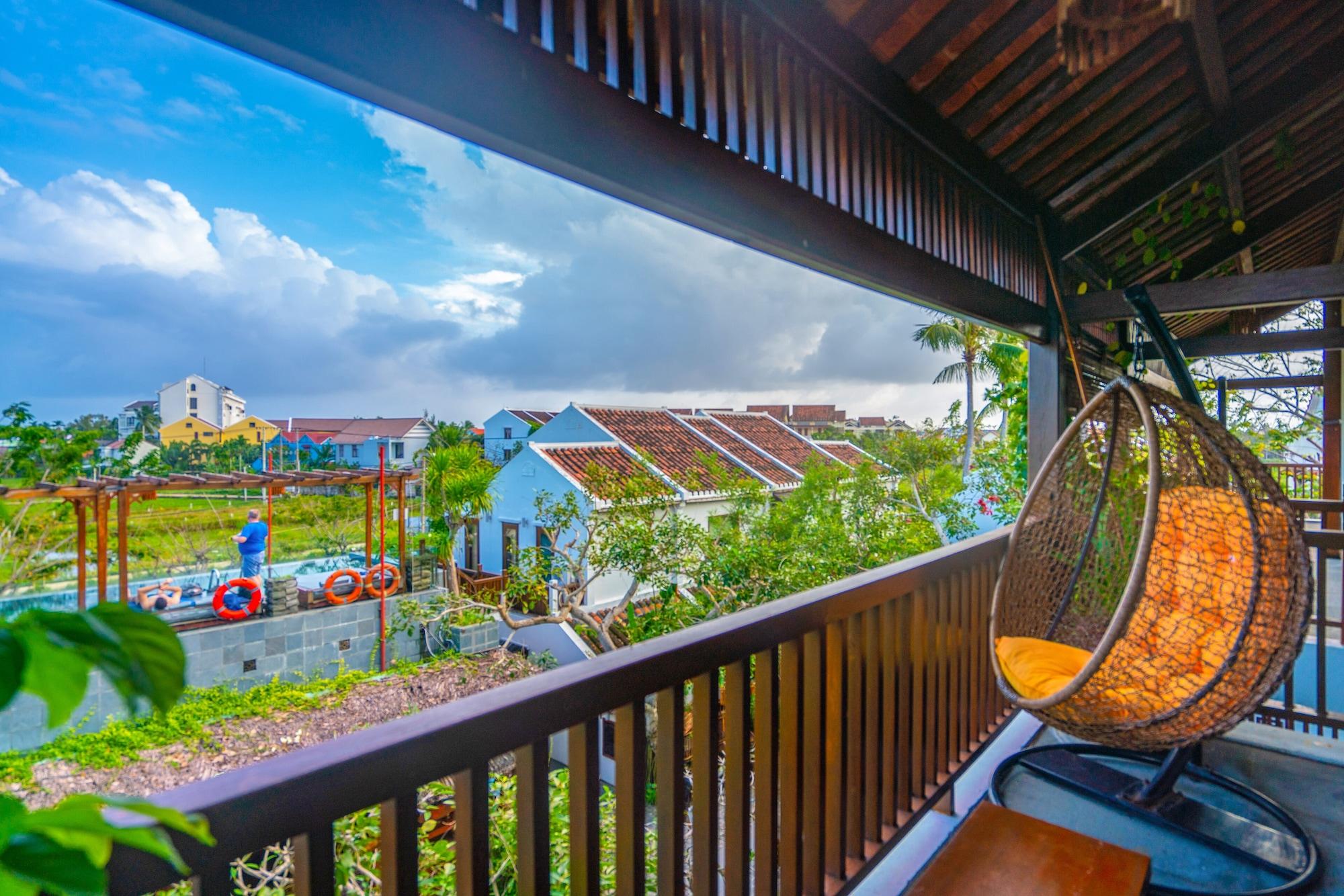 Chic - Retreat Hotel