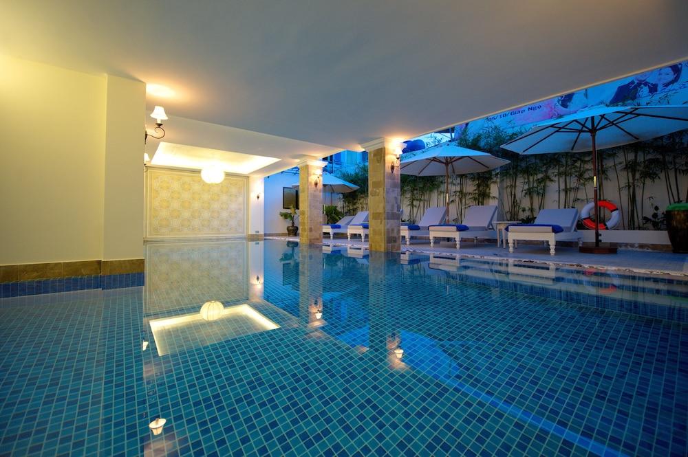 Lantana Boutique Hotel 4*
