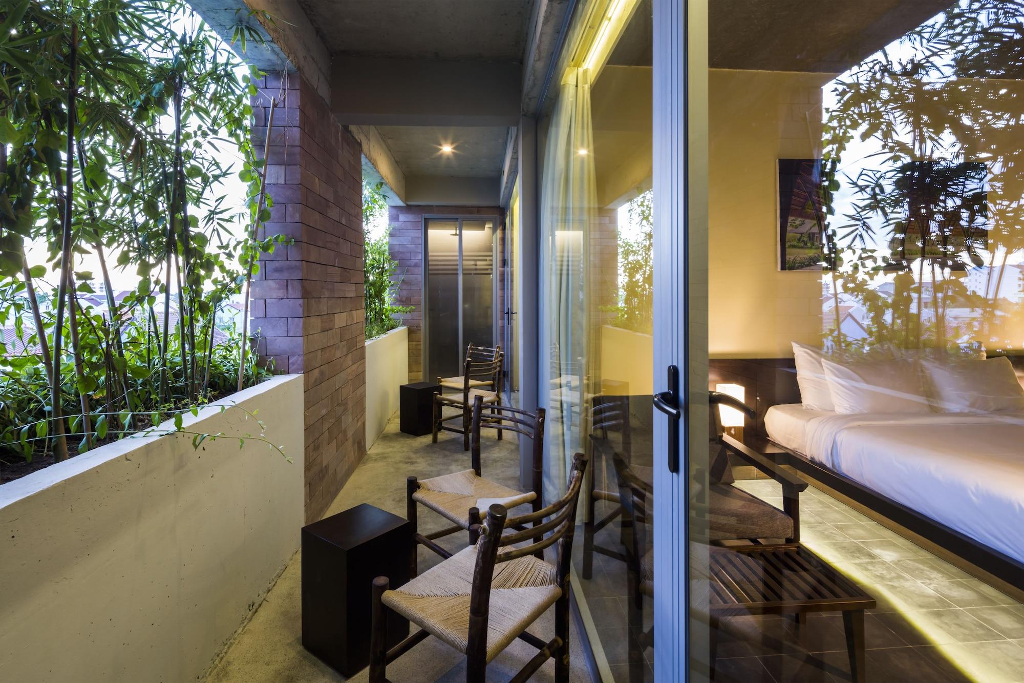 Mulberry Collection Silk Eco Hotel 4*