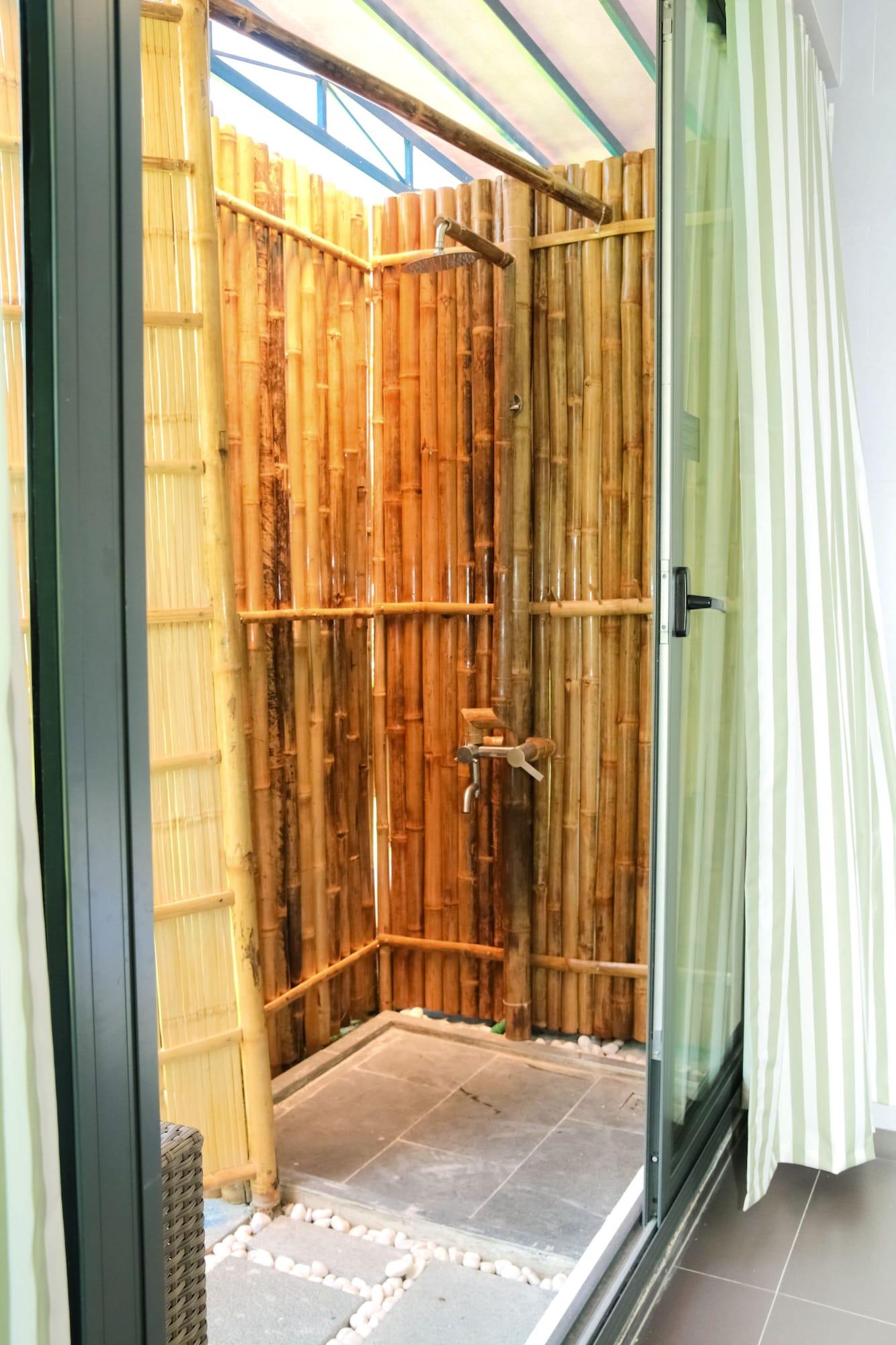 Lavini Hoian Boutique