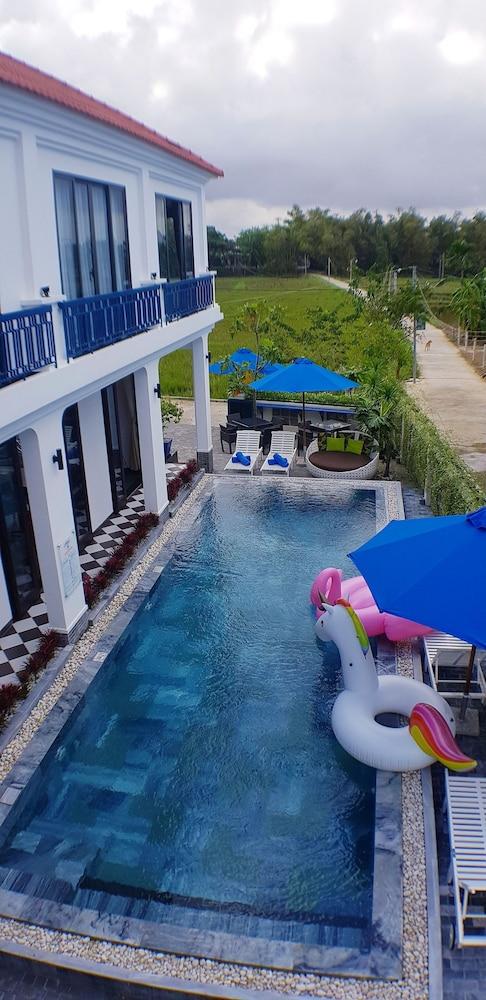 Lavini Hoian Boutique