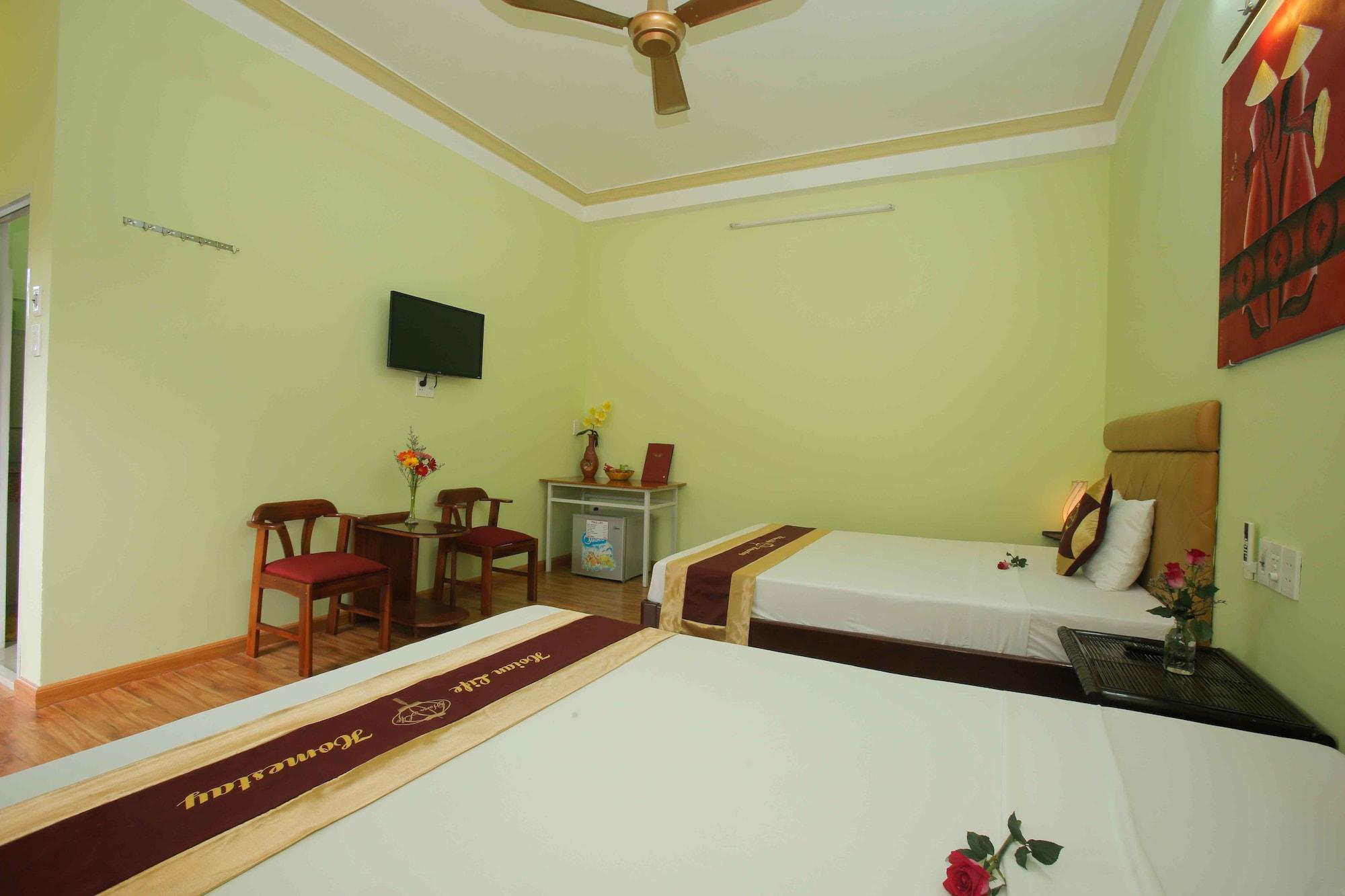 Hotel Life 2*