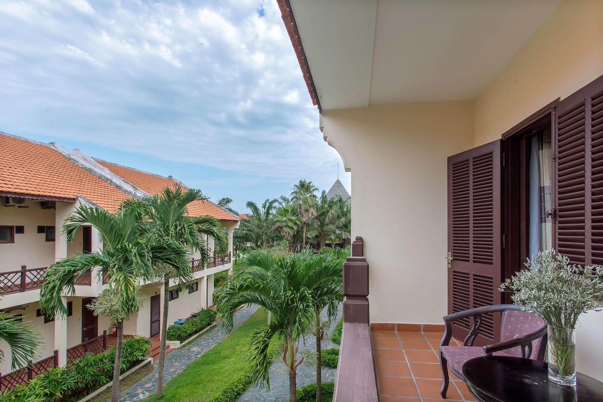 Tropical 4*