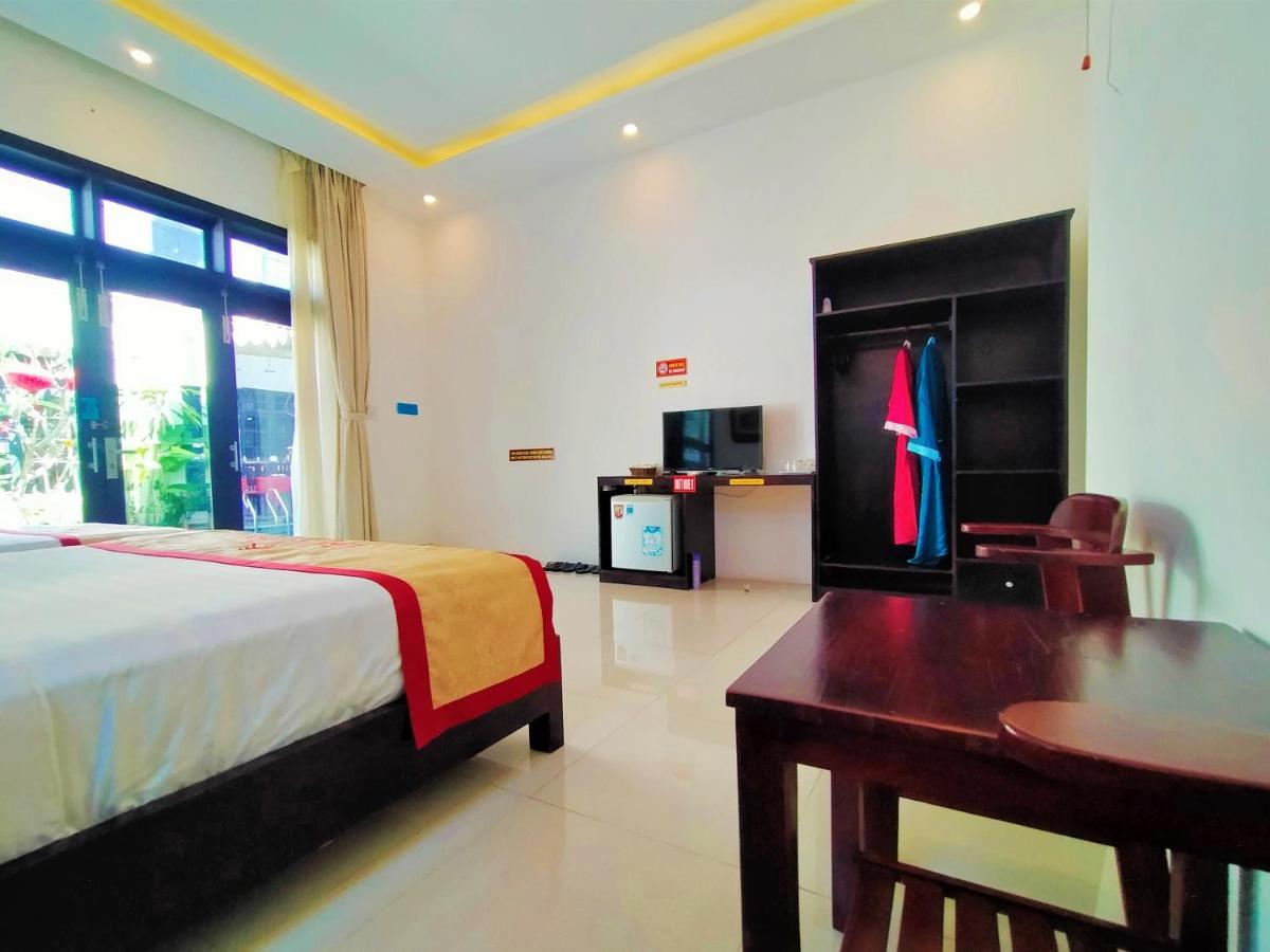 Hotel Almond Villa Hoi An 3*