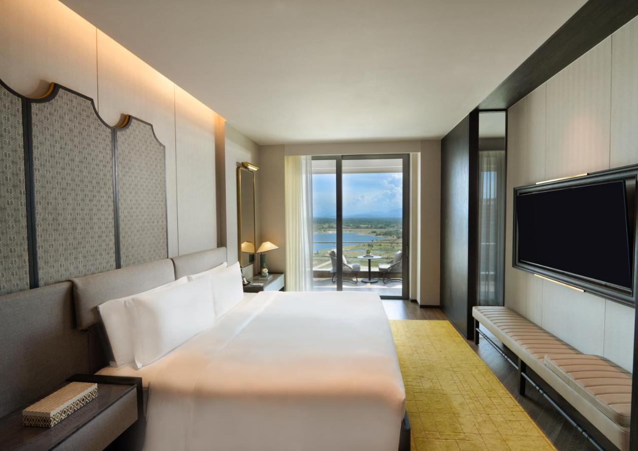 Hotel Hoiana & 5*