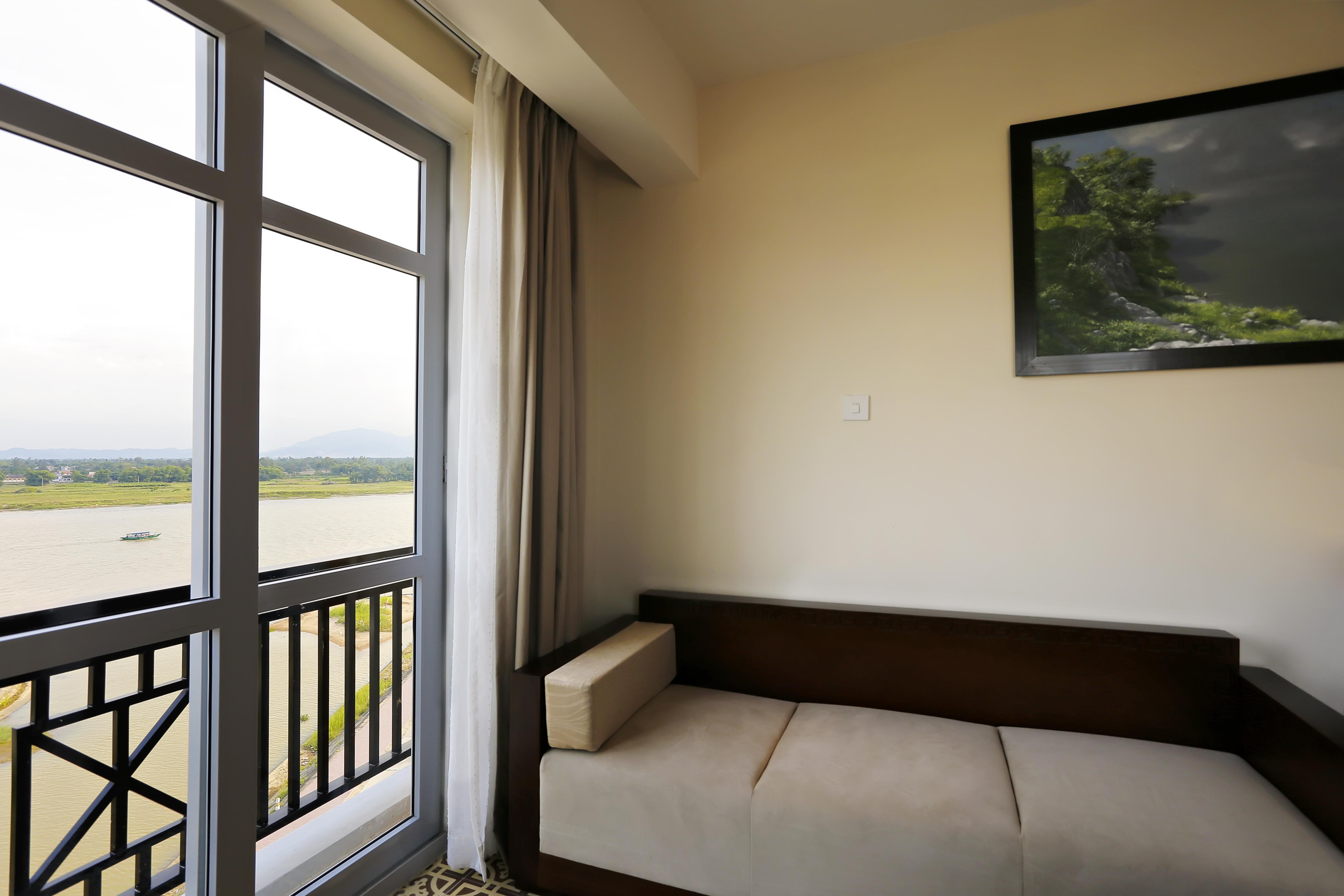 Hotel Royal Riverside & Hoi An