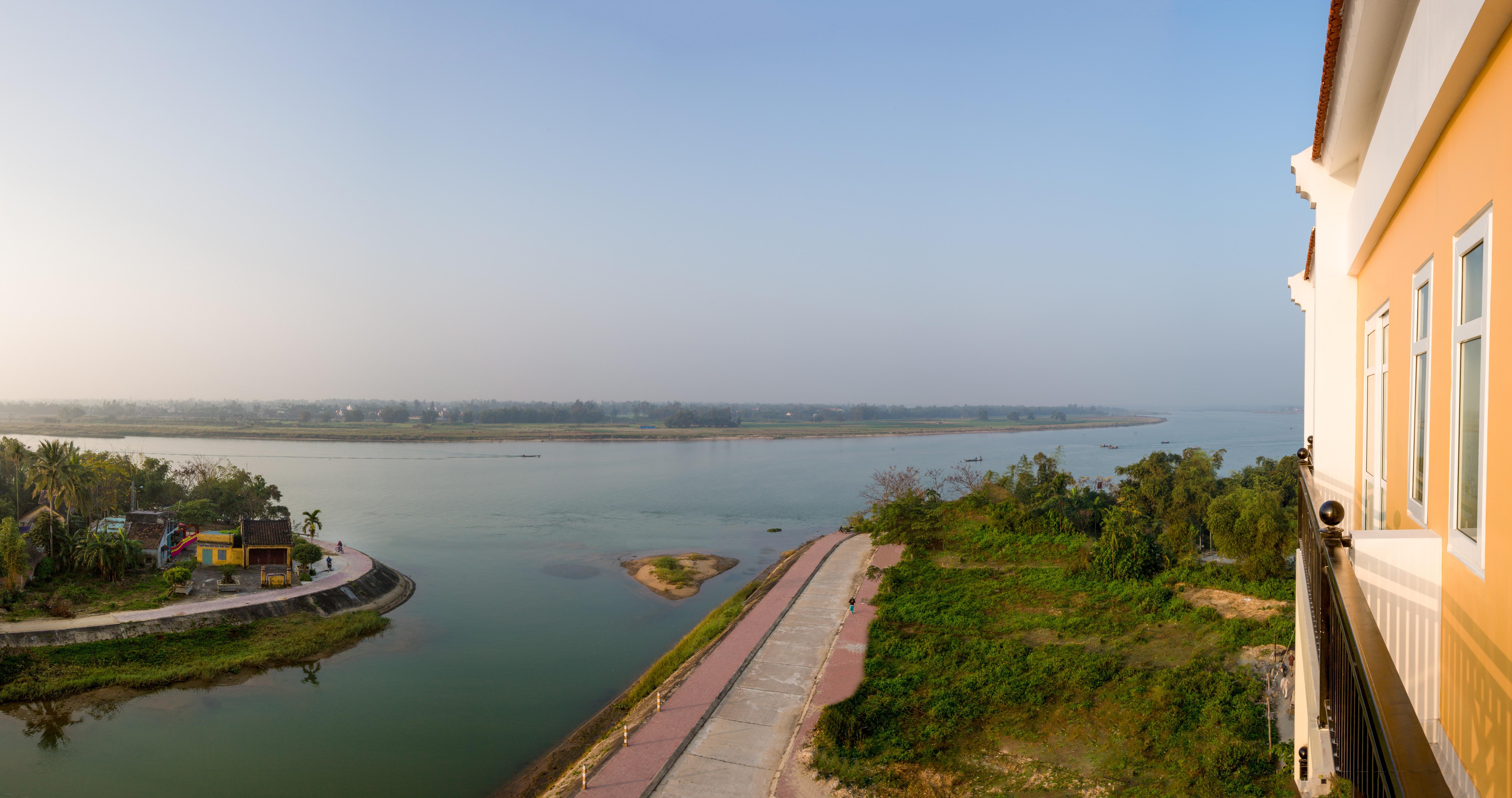 Hotel Royal Riverside &