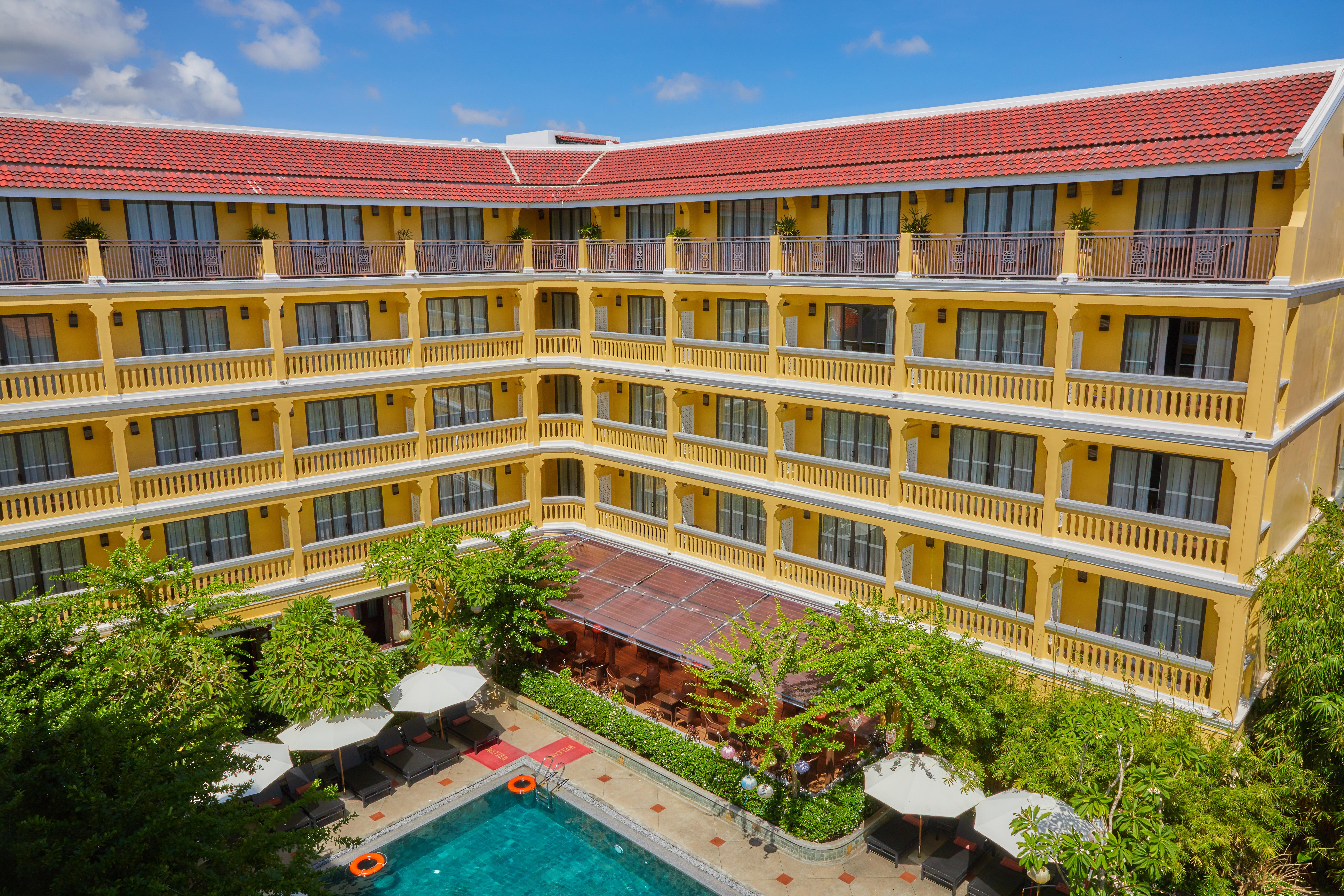 Boutique & Hotel