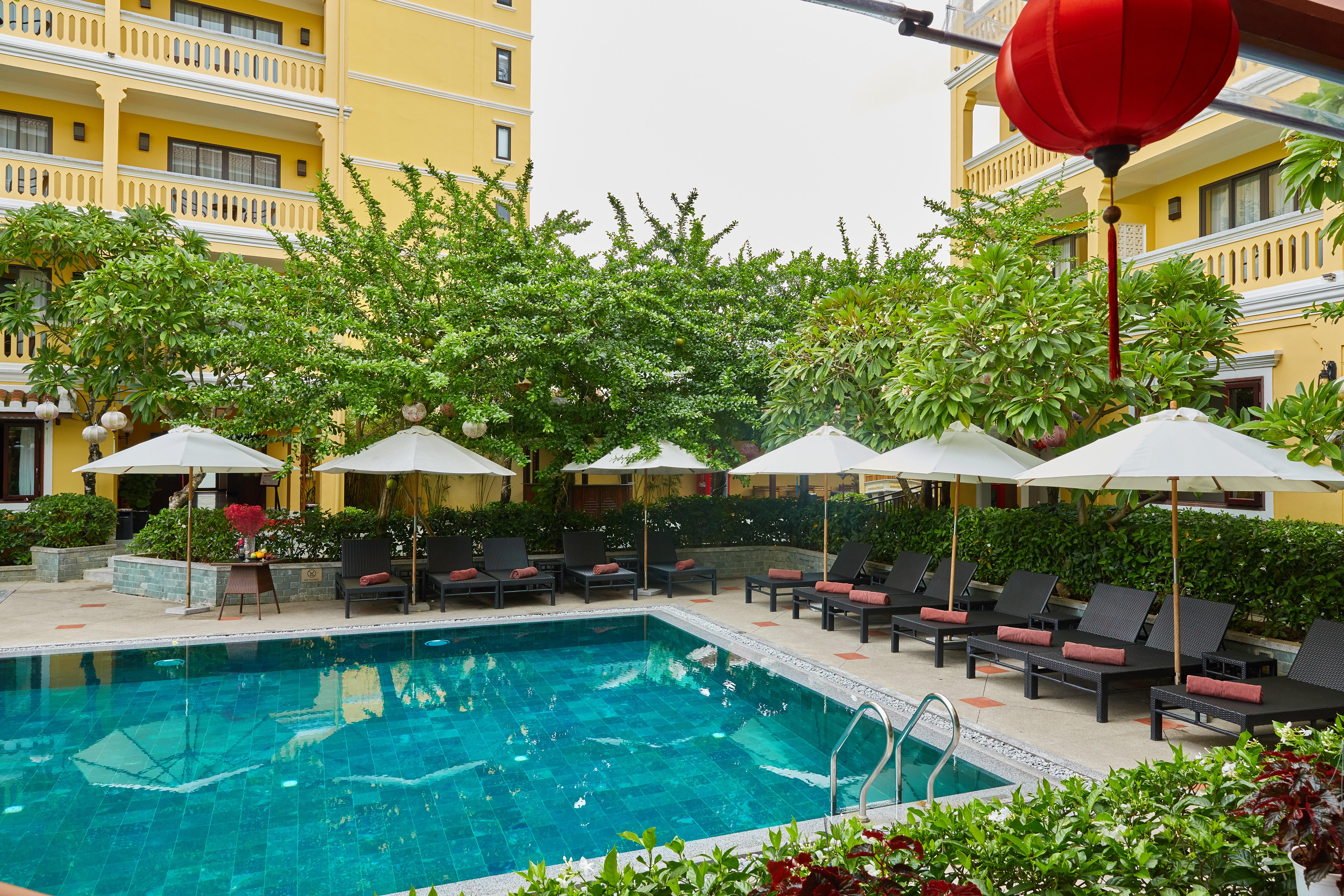 Boutique & Hotel