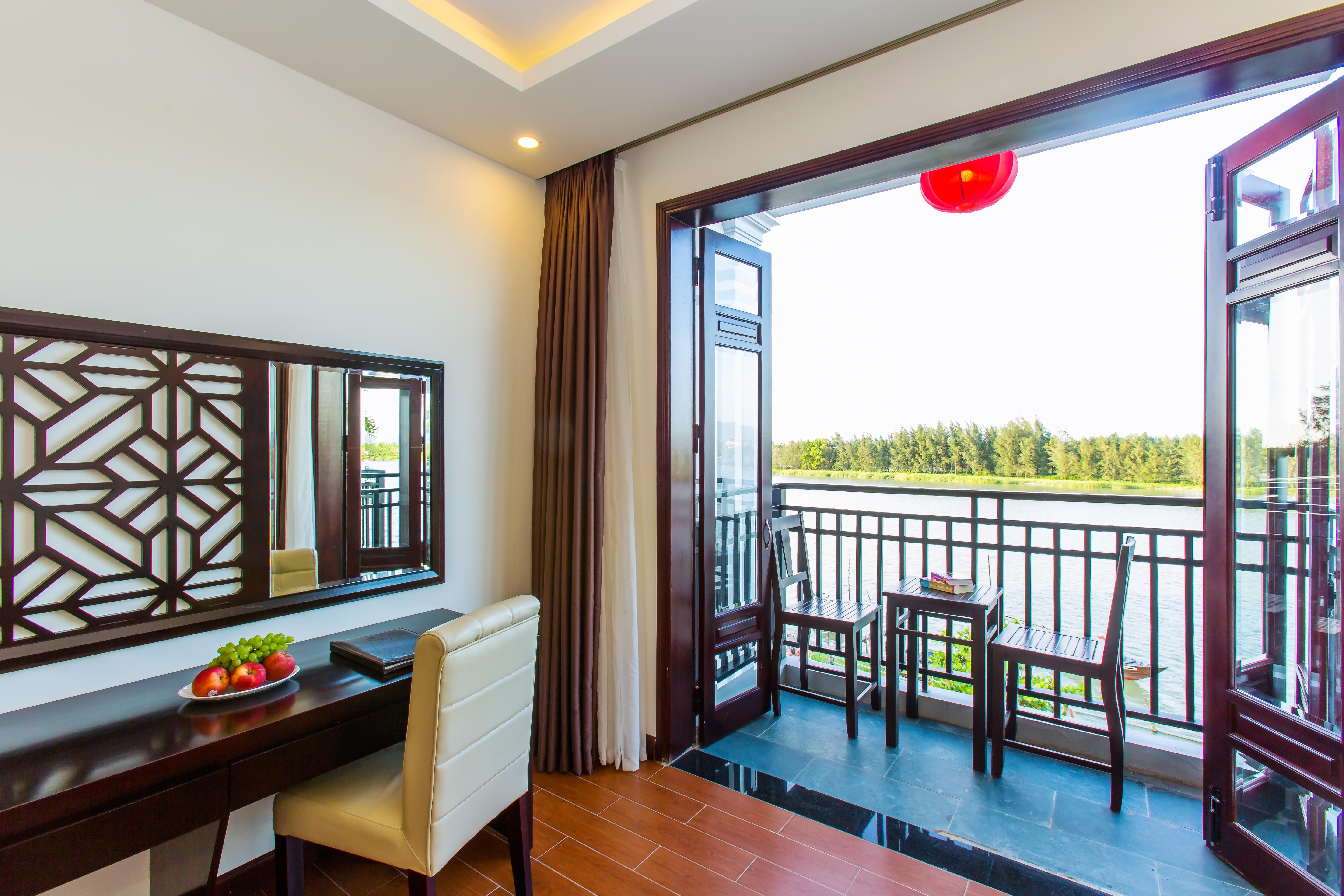Pearl River & 4* Hoi An