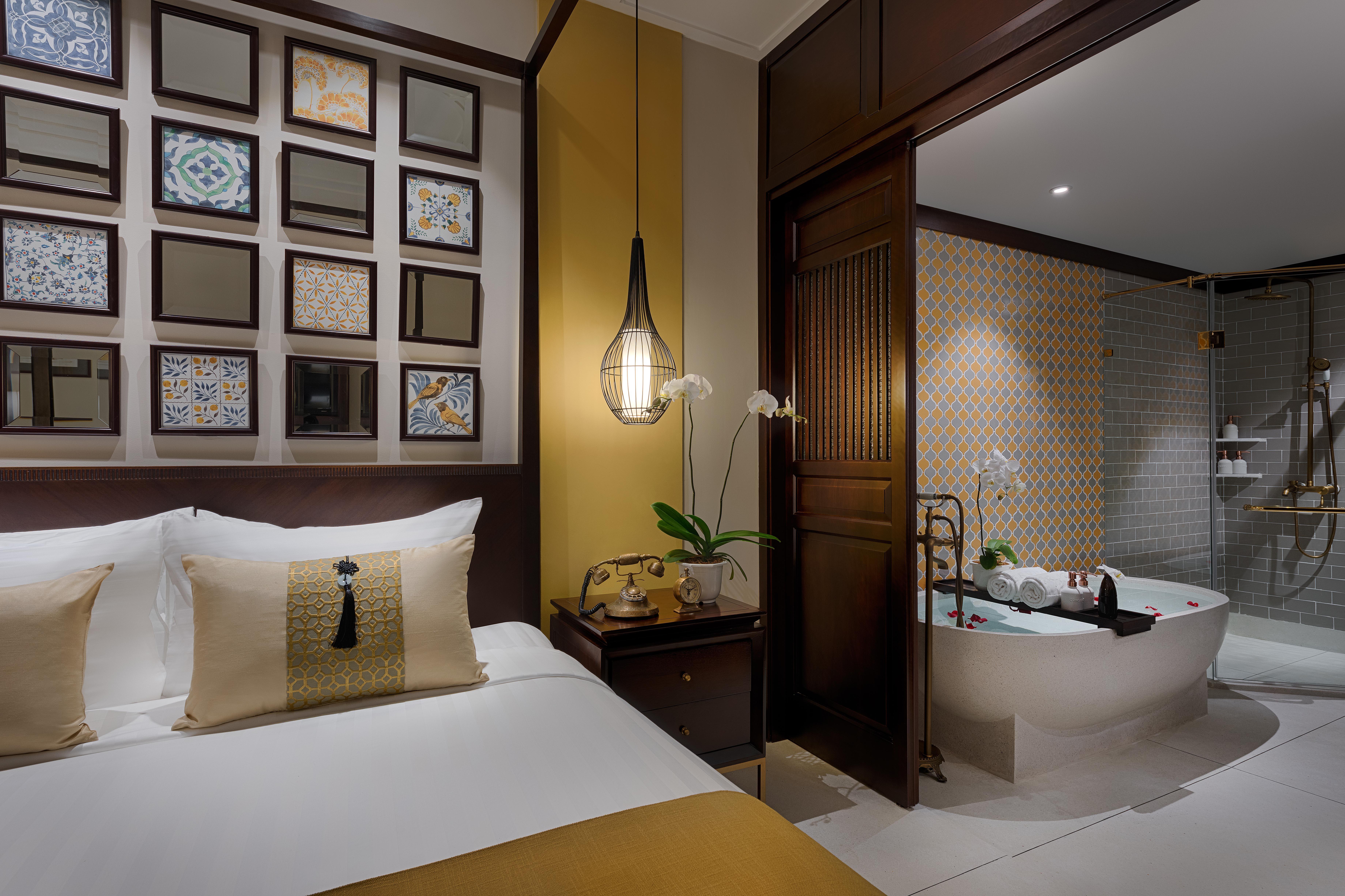 Allegro . A Little Luxury & 5* Hoi An