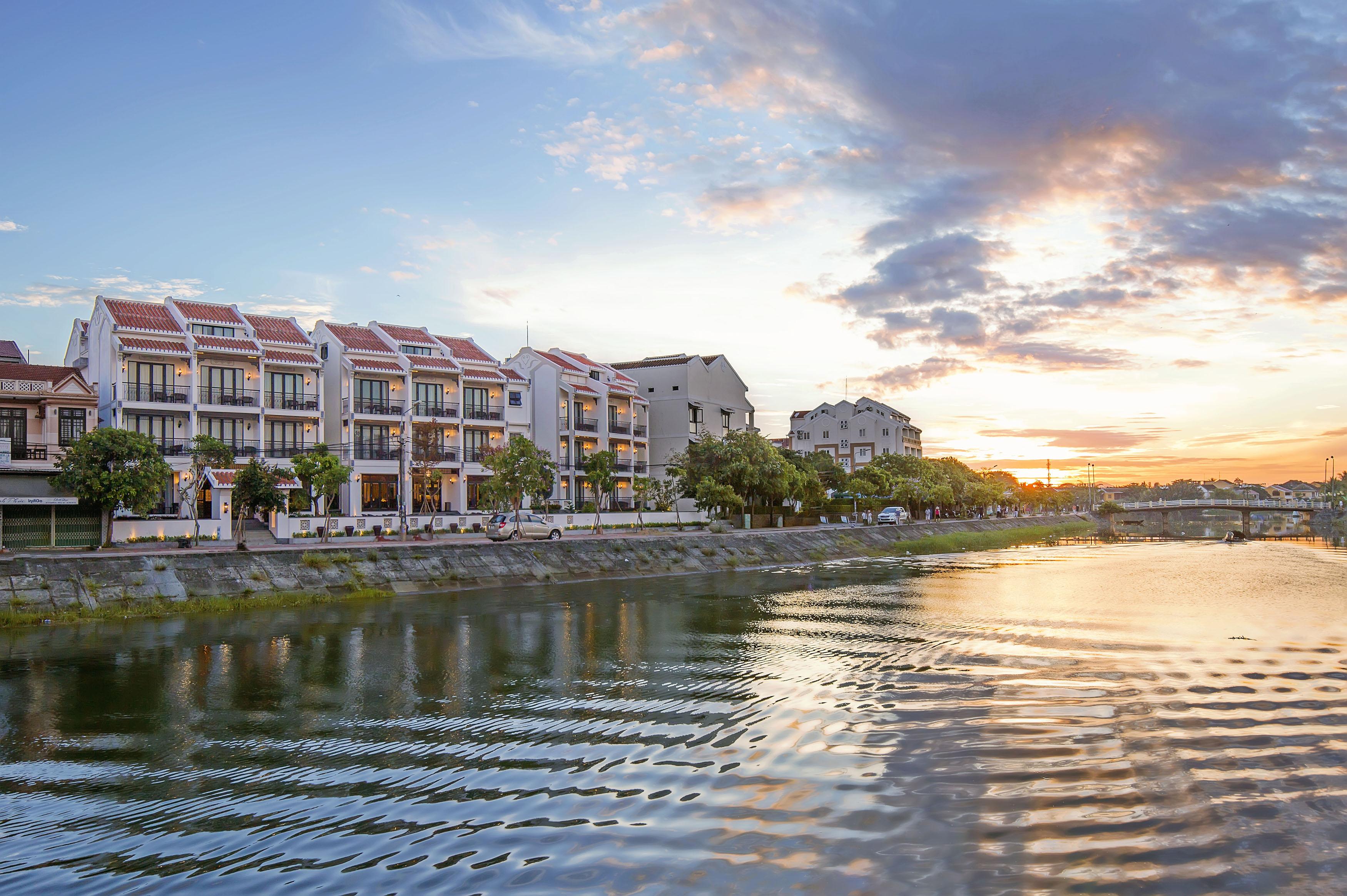 Khách Sạn&spa Laluna Riverside