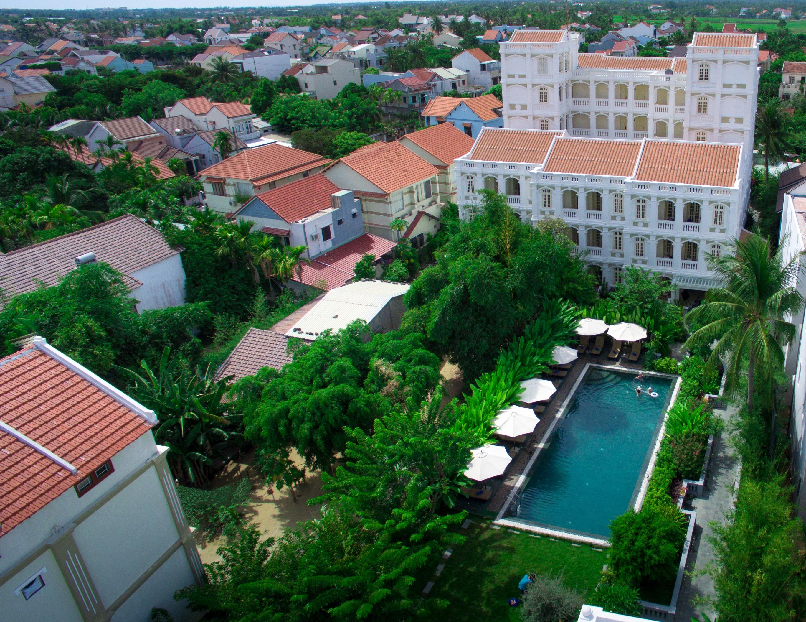 Garden Palace And - A Boutique Inspired By Nature