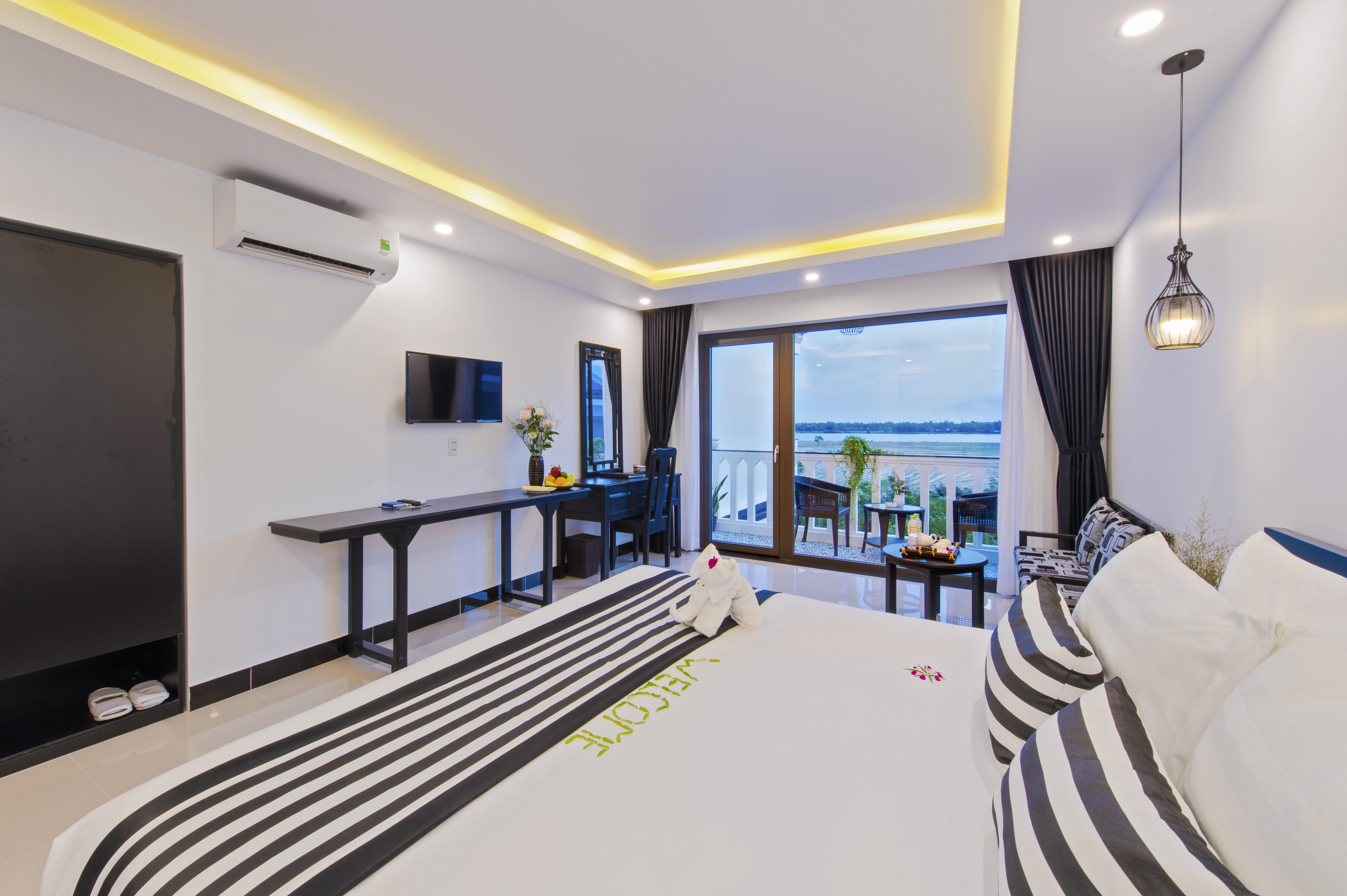 Gem Riverside