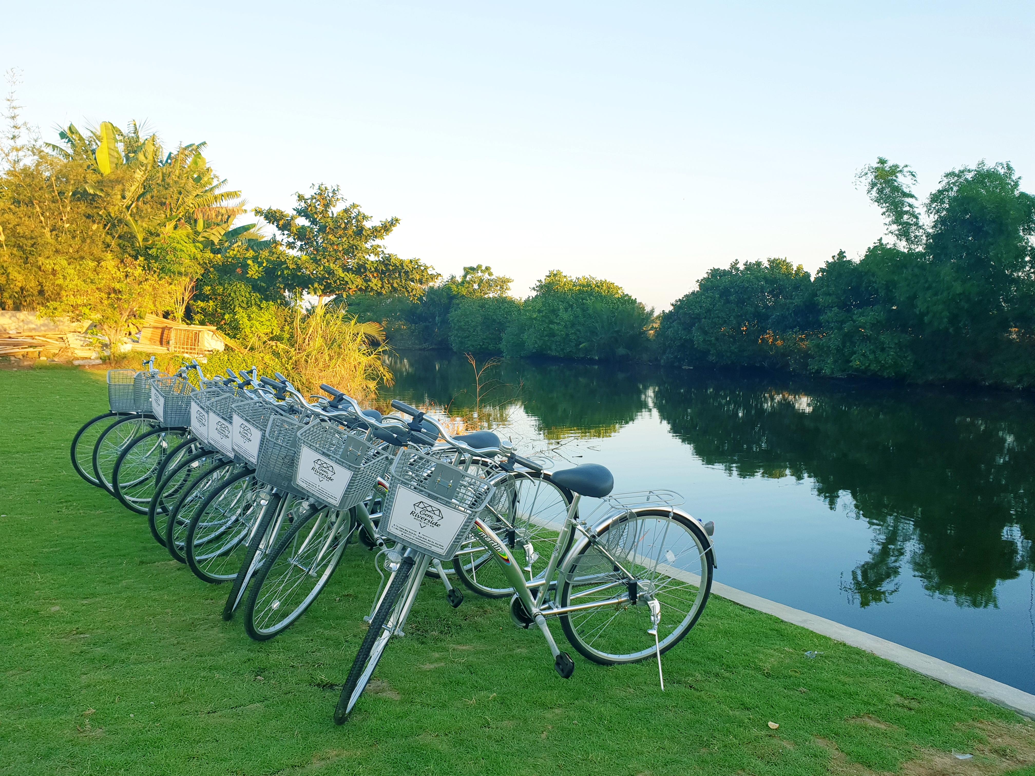 Gem Riverside 4*