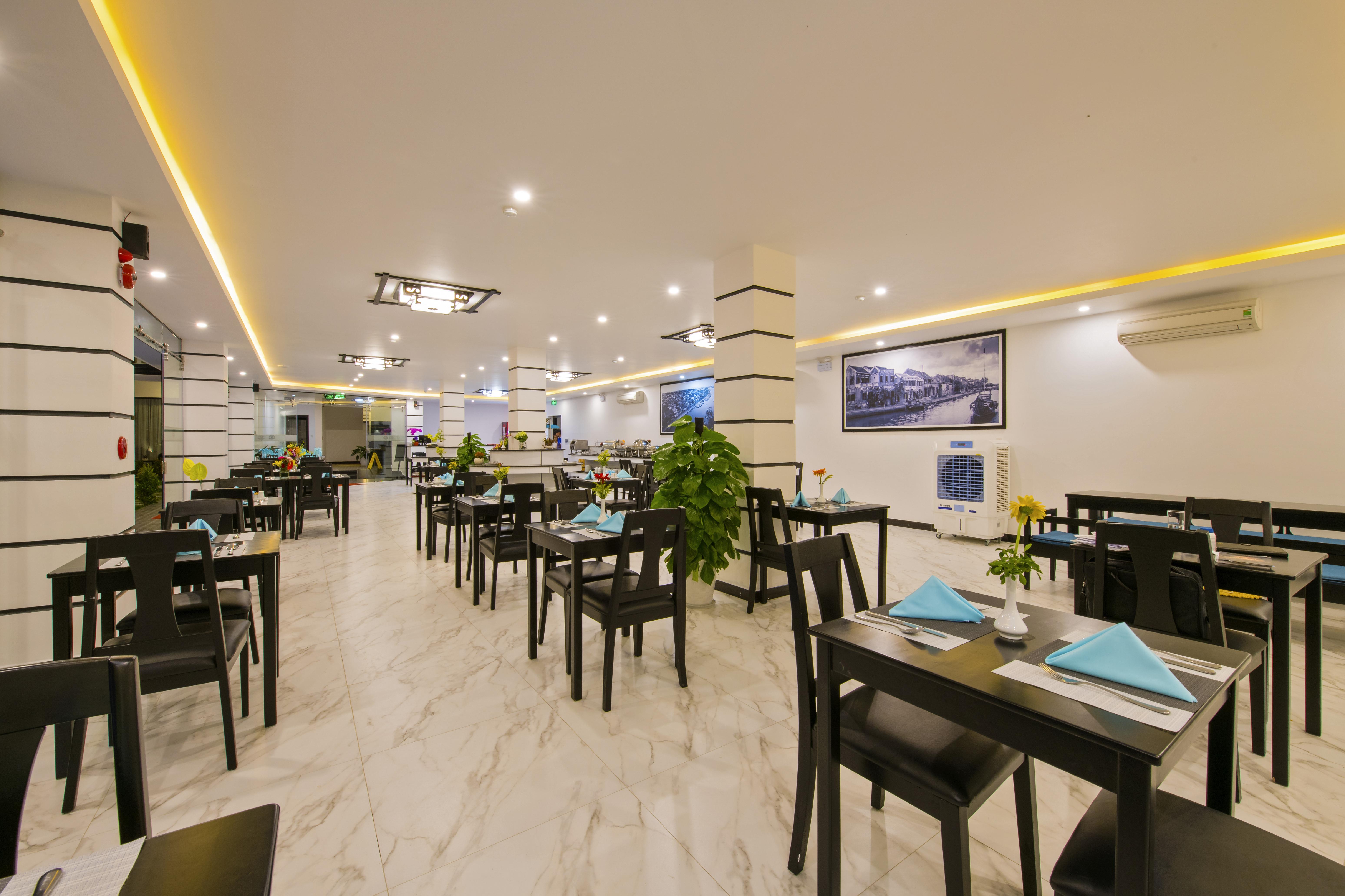 Hotel Gem Riverside 4*