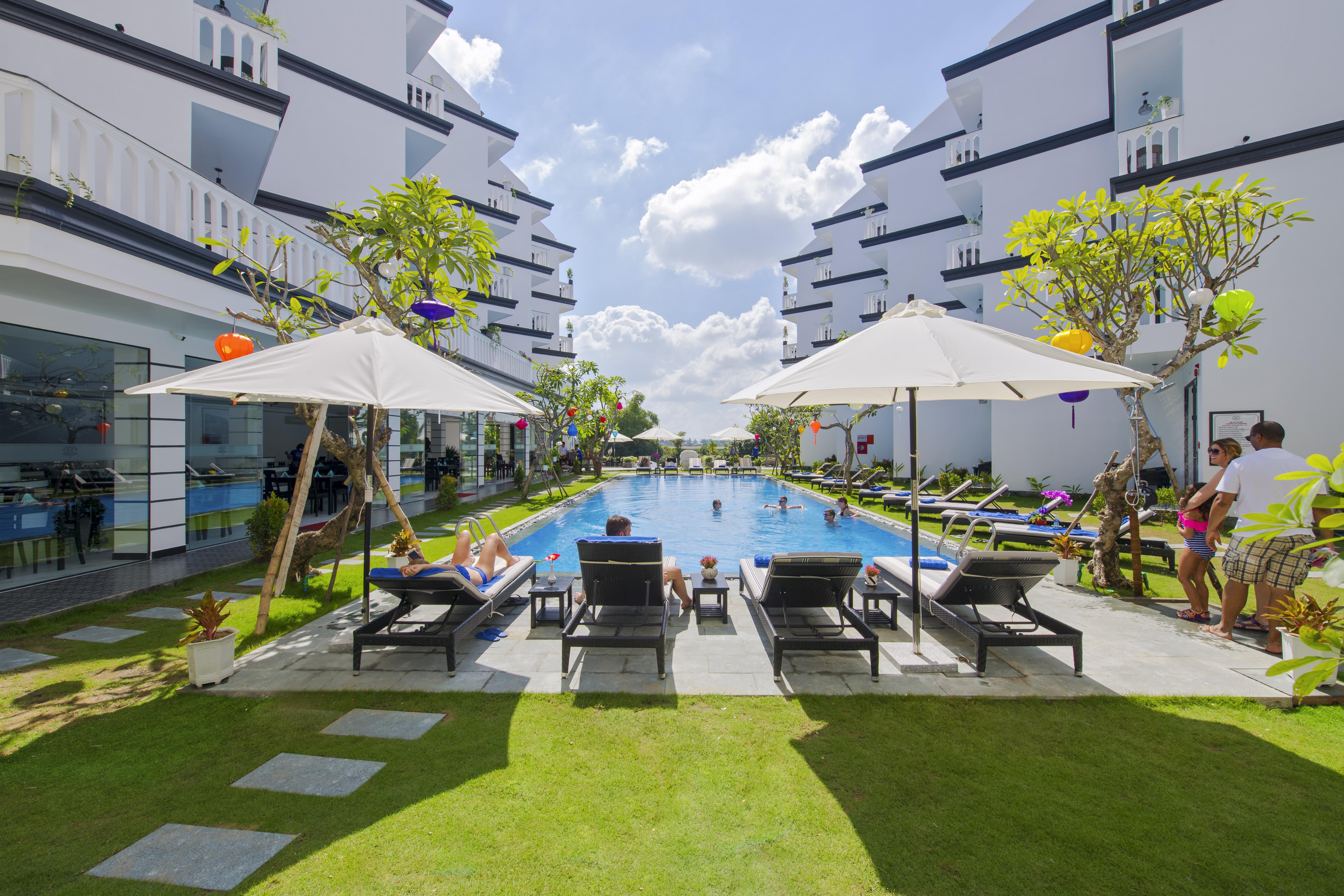 Hotel Gem Riverside 4*