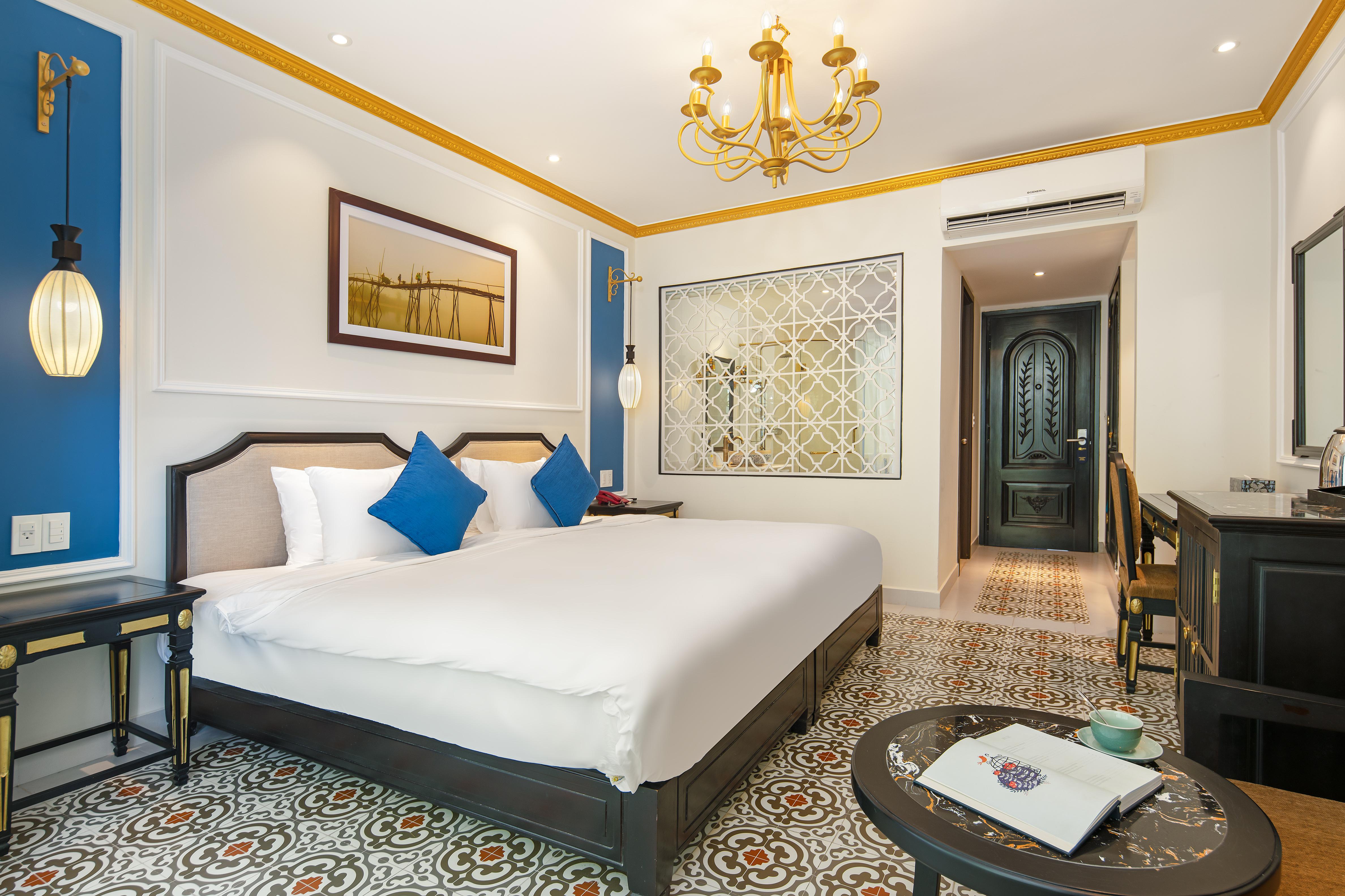 Blue Sky Boutique & Hotel 4*