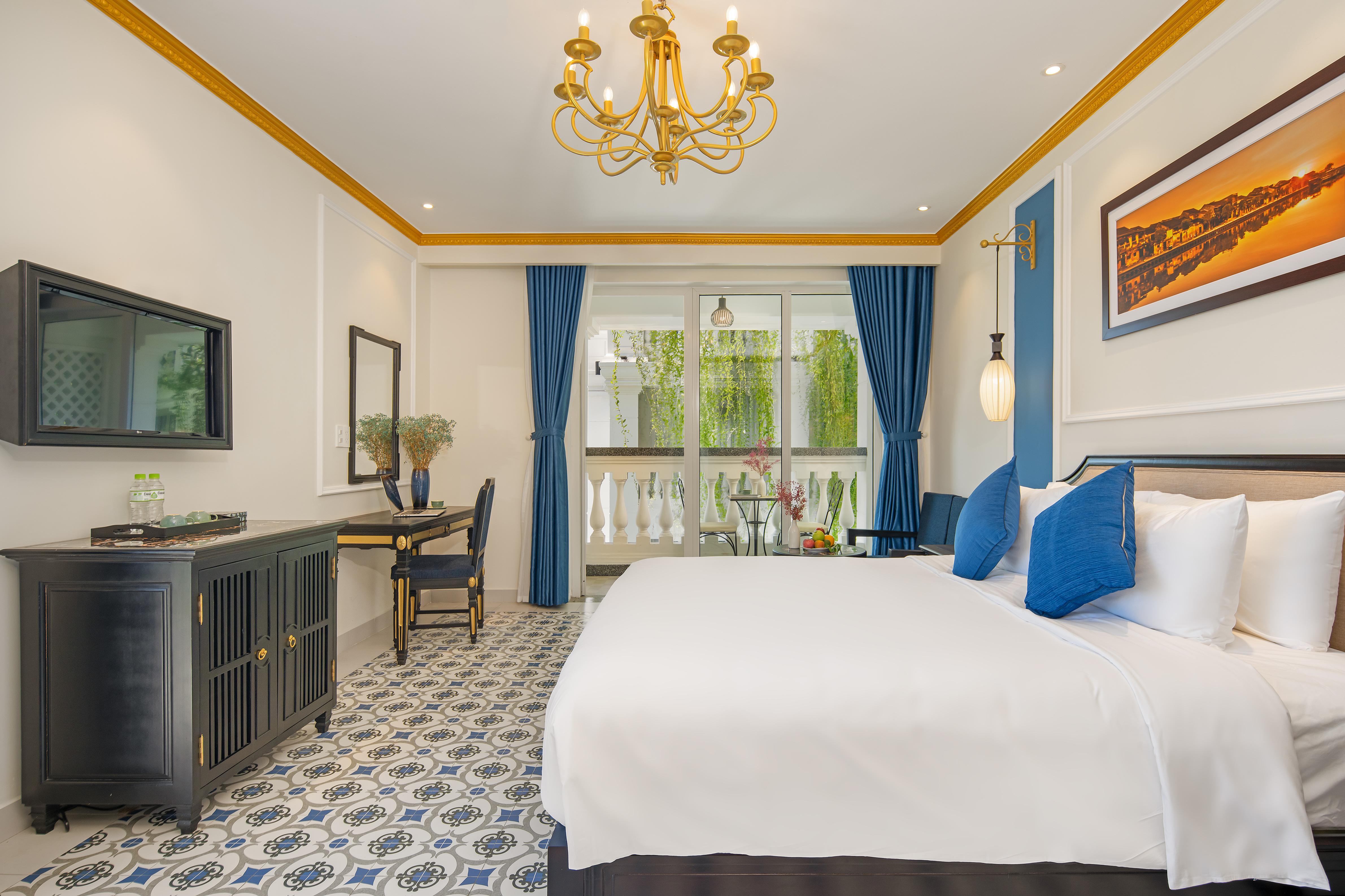 Hotel Blue Sky Boutique & 4*