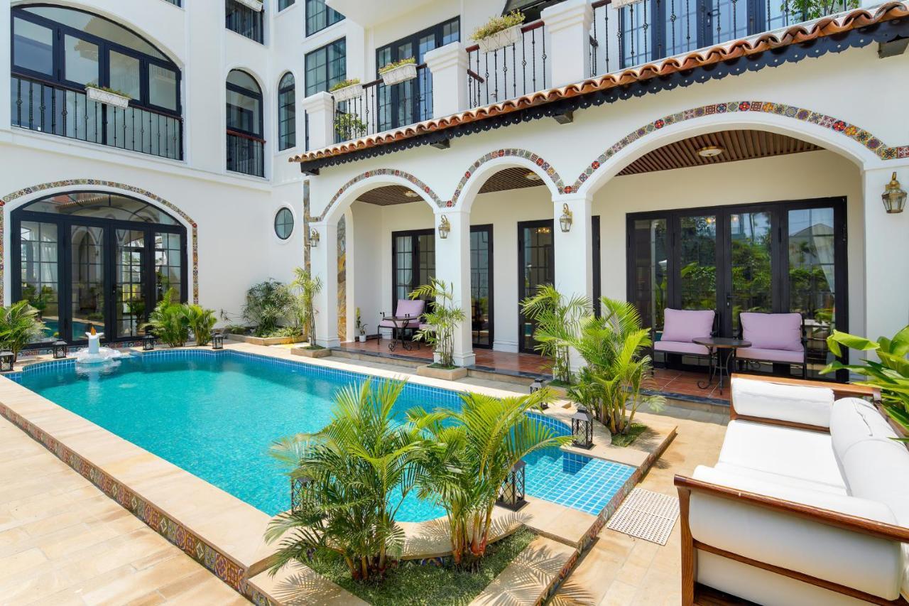 Maison Fleur Luxury Hotel