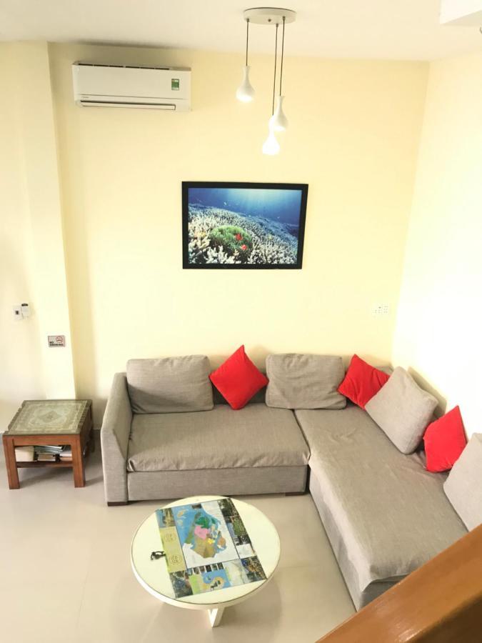 Apartment House *