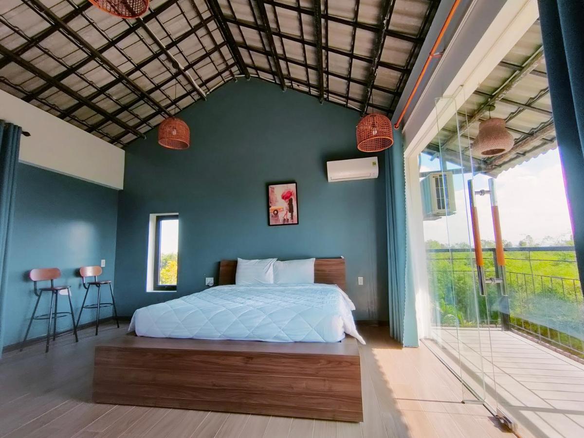 Nha Bong Hotel 2*