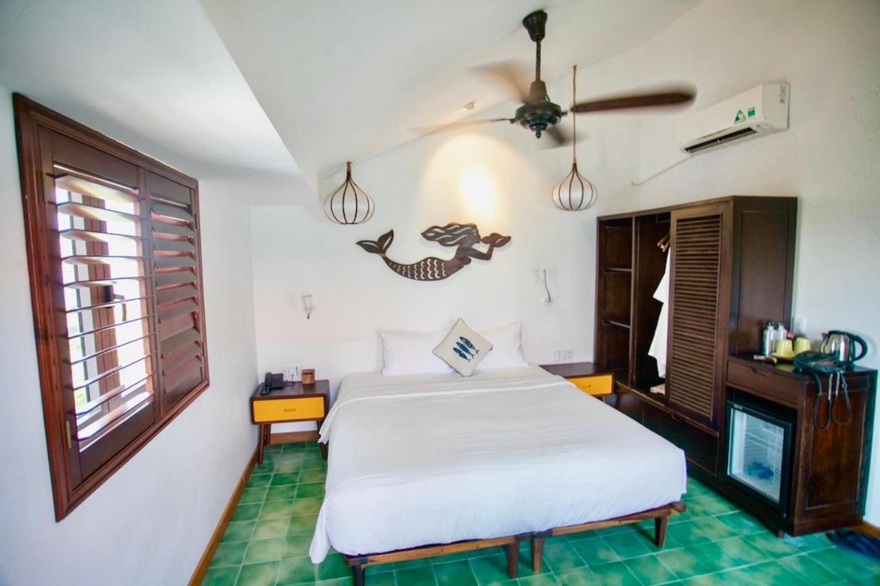 Fuse Beachside Hostel *