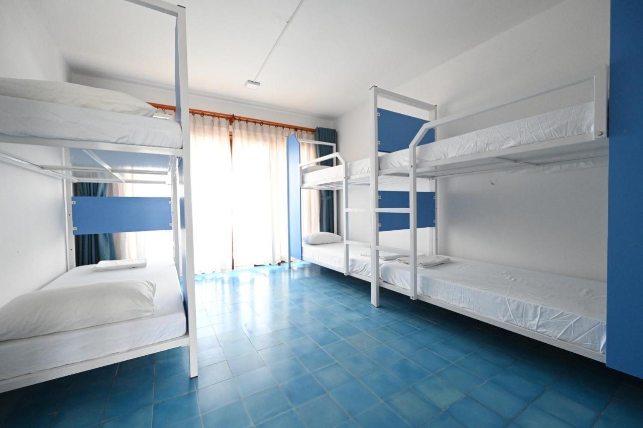 Hostel Fuse Beachside *
