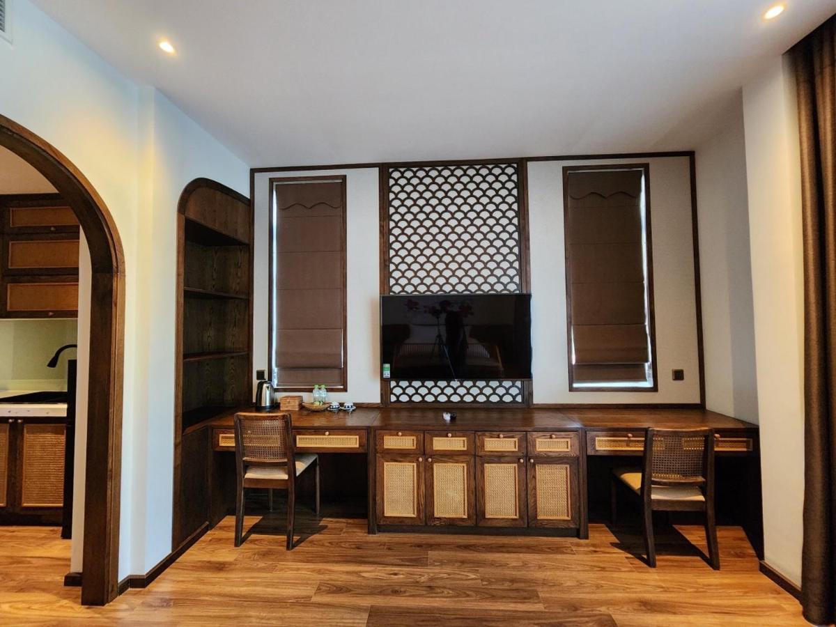 Emotion Boutique Hotel 3*