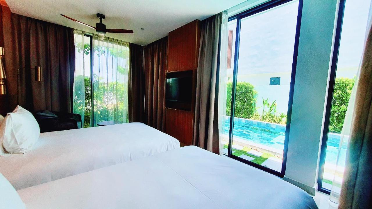 Wyndham Royal Beachfront Villa *