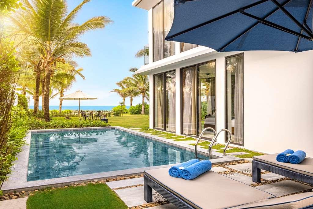 Wyndham Royal Beachfront
