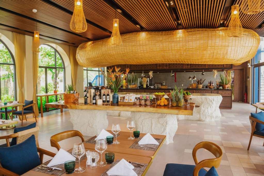 Wyndham Royal Beachfront Villa