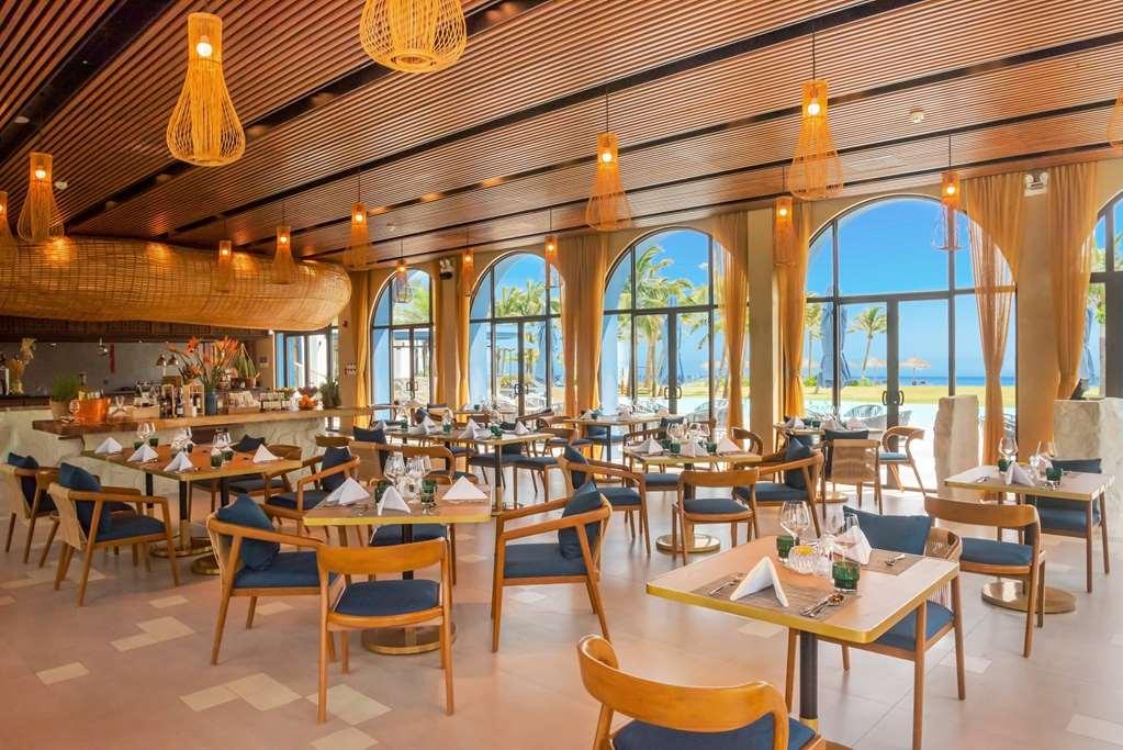 Wyndham Royal Beachfront *