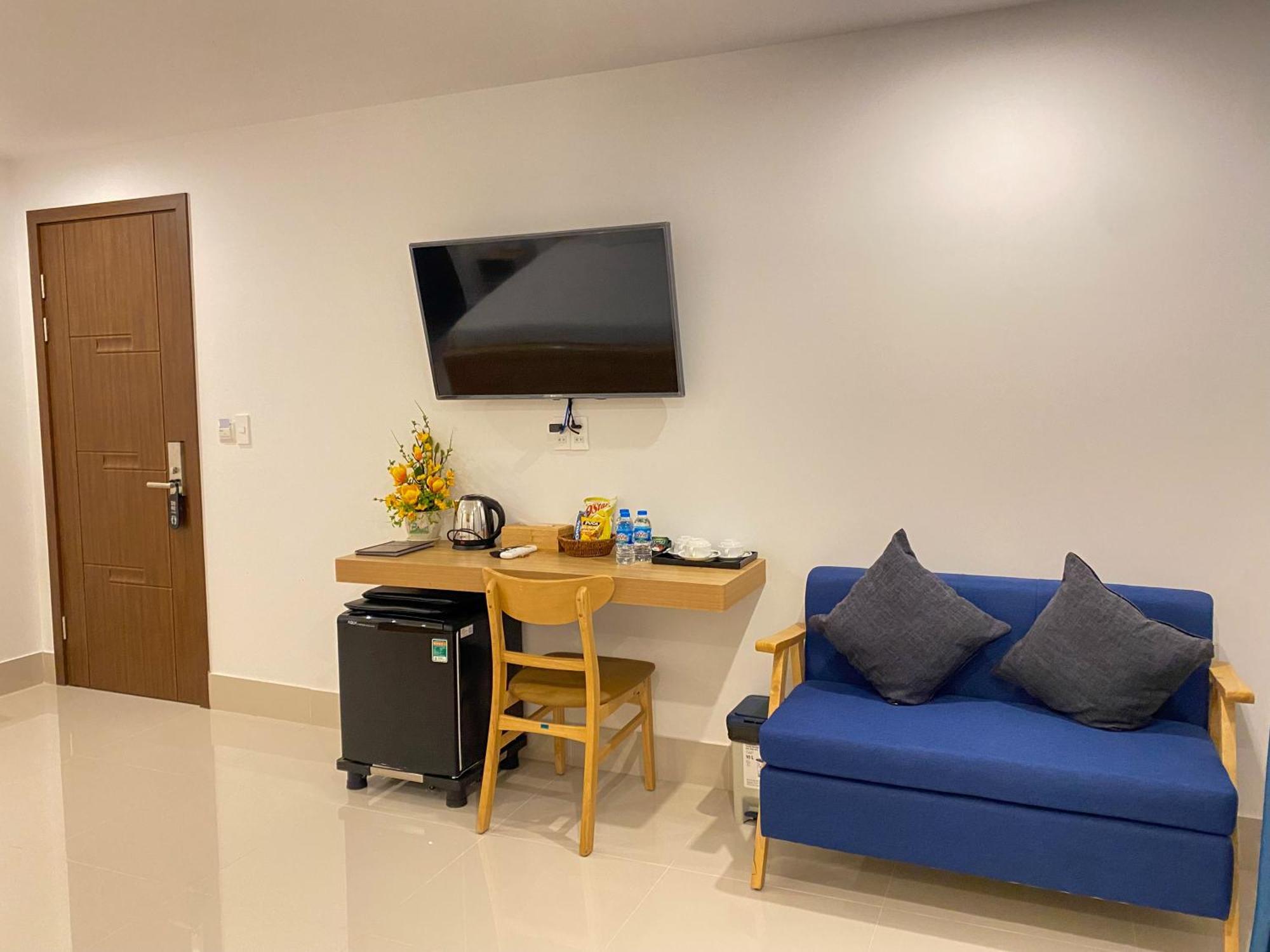 White House 3* Hoi An