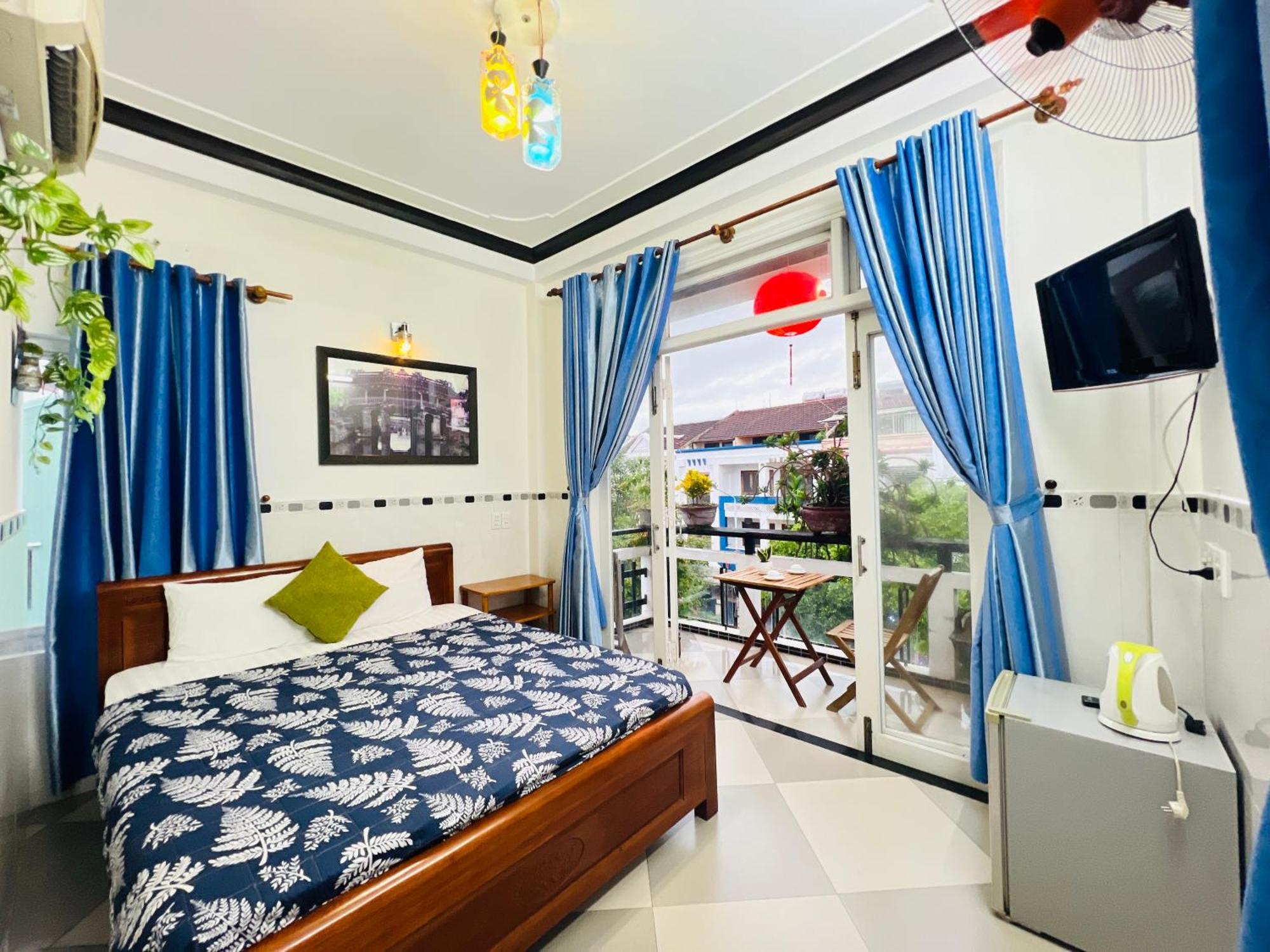 Phuc Bao Center Local - 3 Mins Walk To Old Town