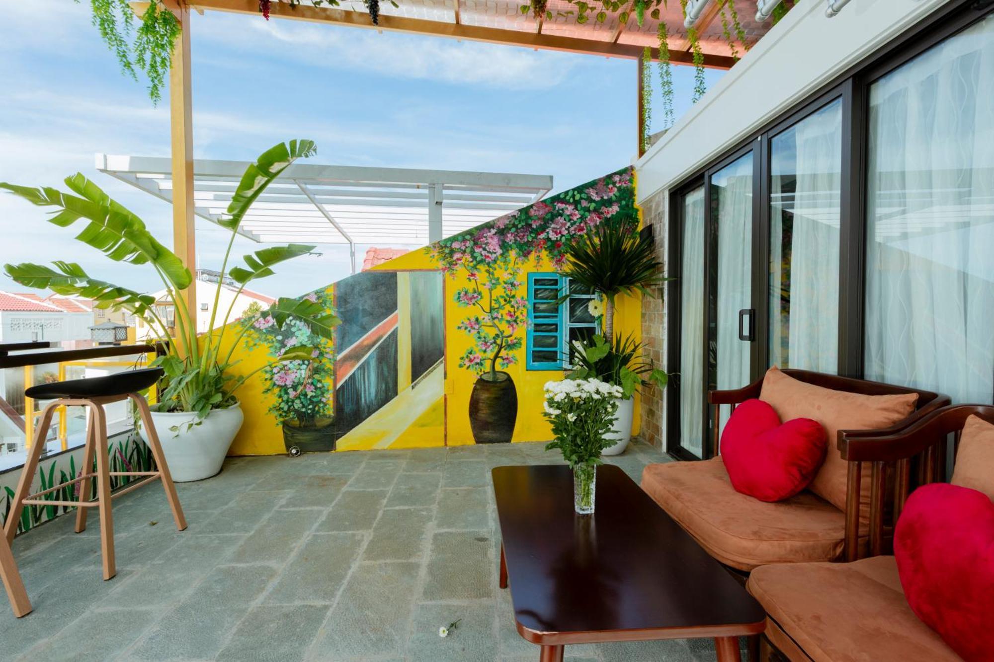 Hannah House Aparthotel