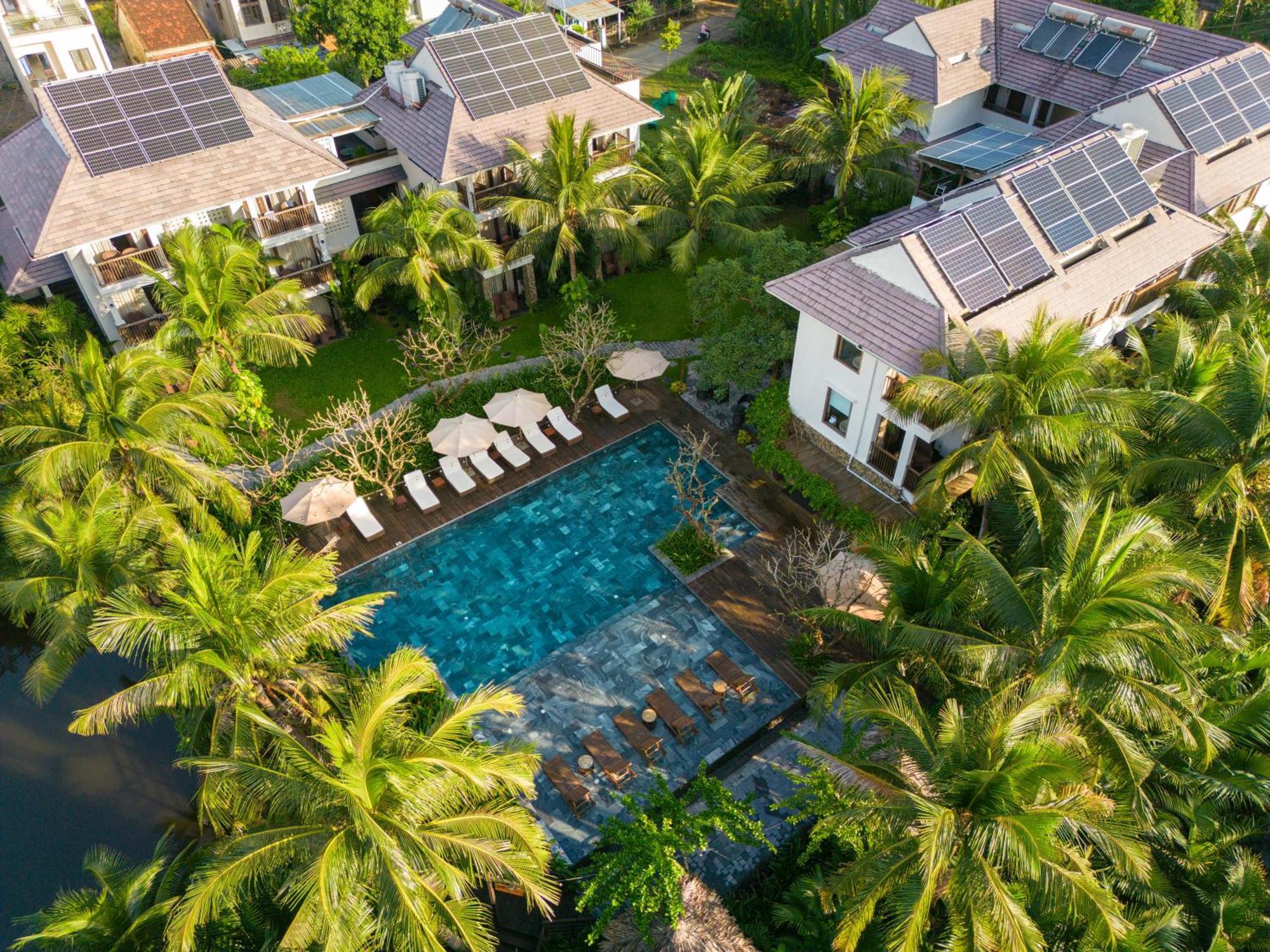 Resort Eco & 4*
