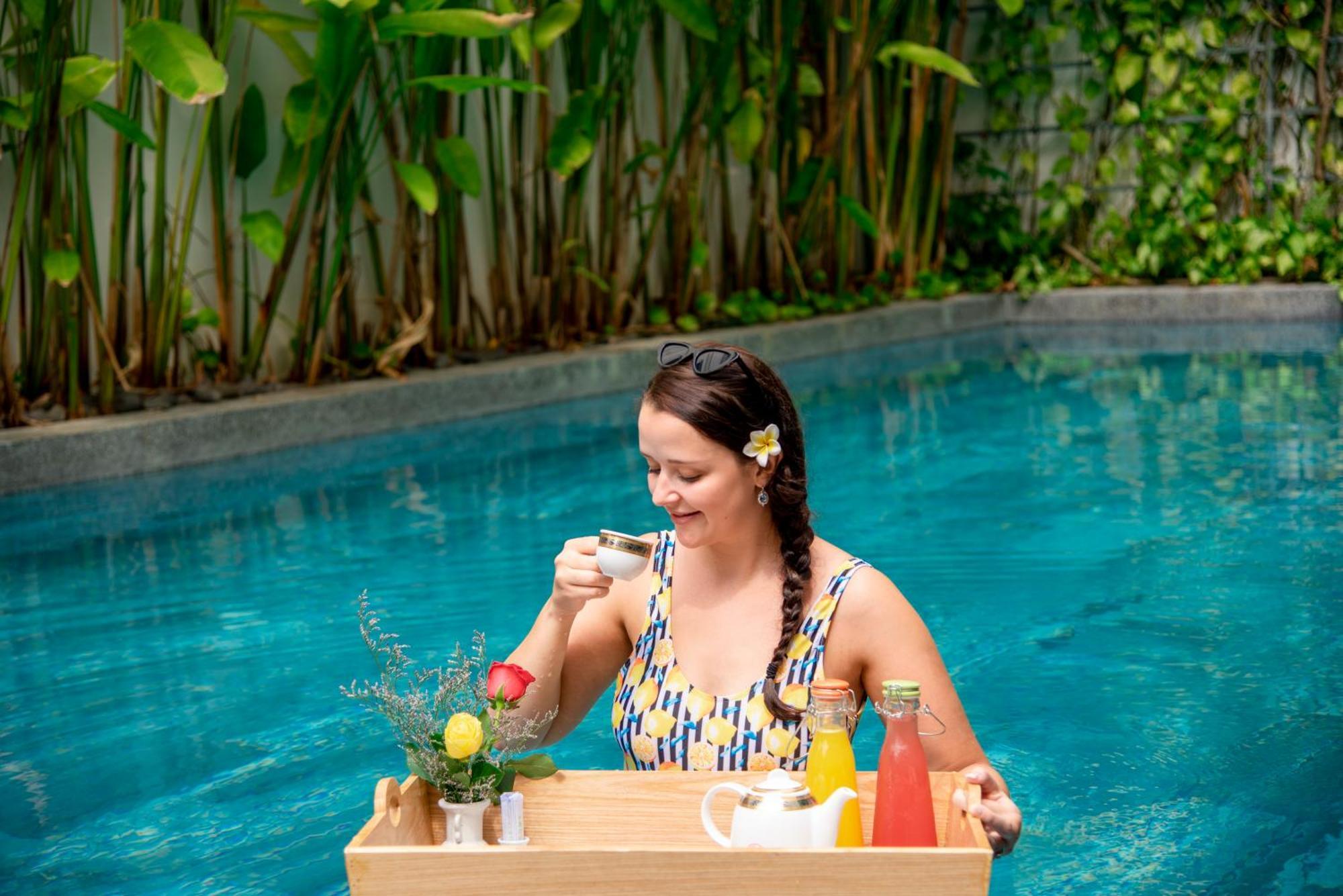 Khách sạn Khách Sạn&spa Laluna Riverside 4*