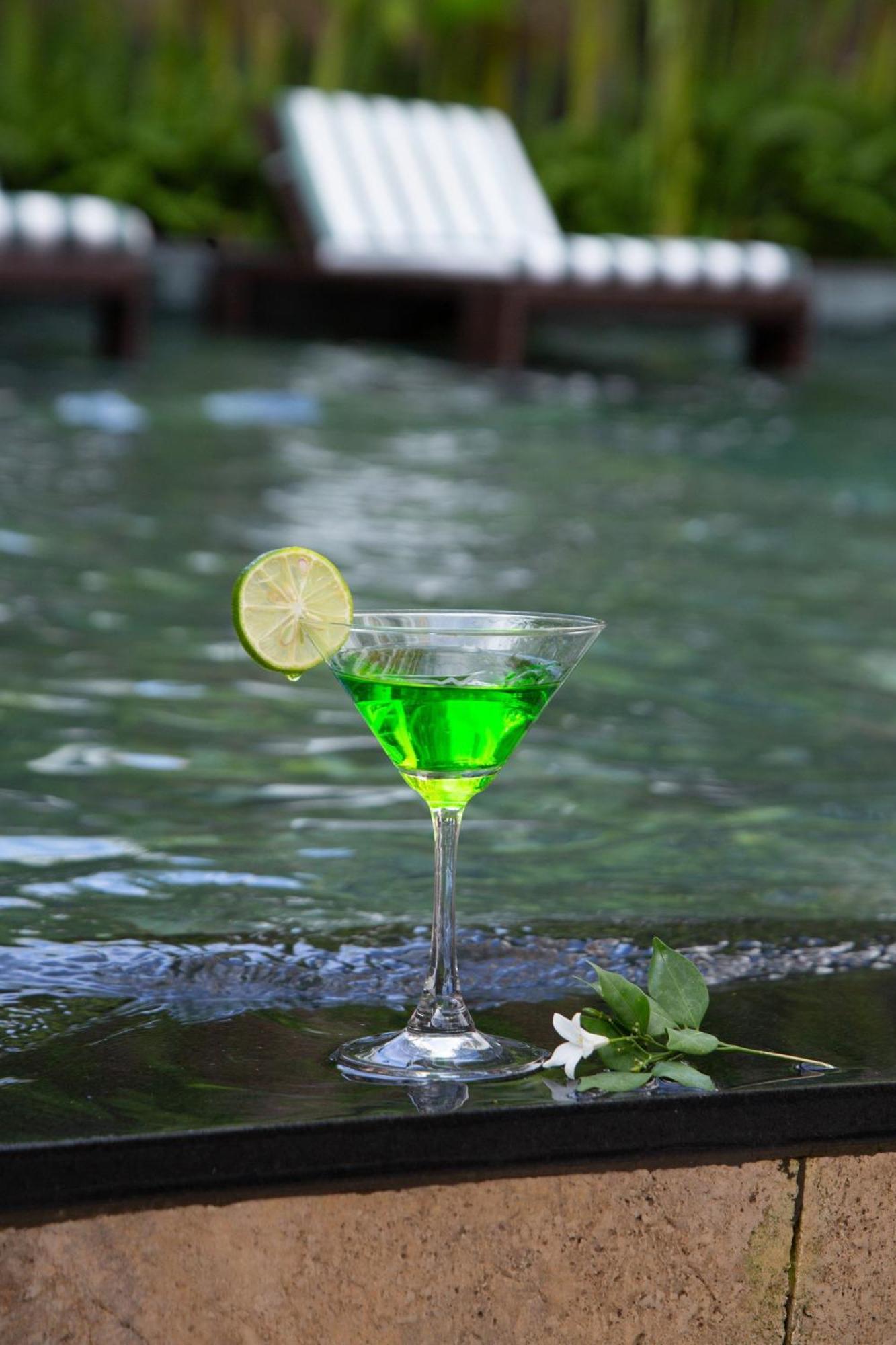 Royal Riverside &