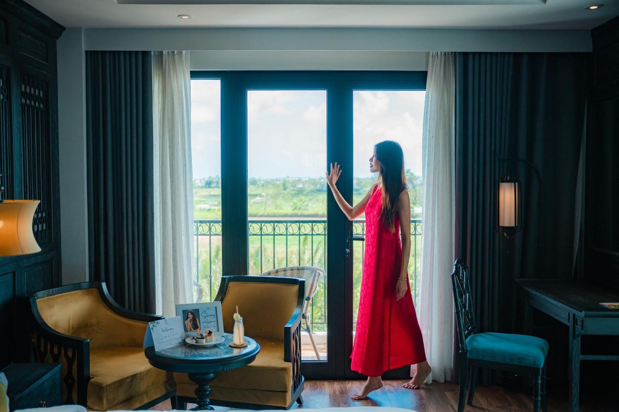 Hotel Shining Riverside Boutique & 4*