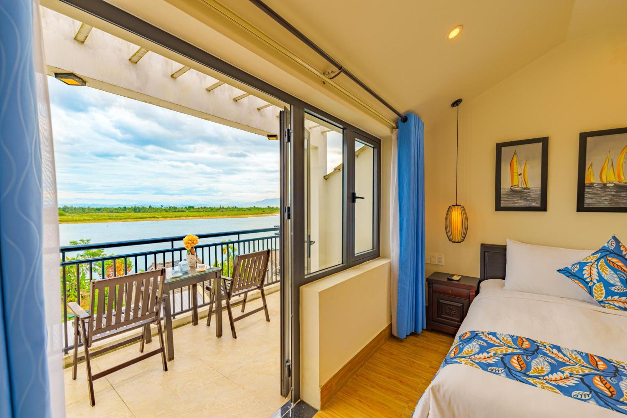 Ha Mountain View Pool Hoi An