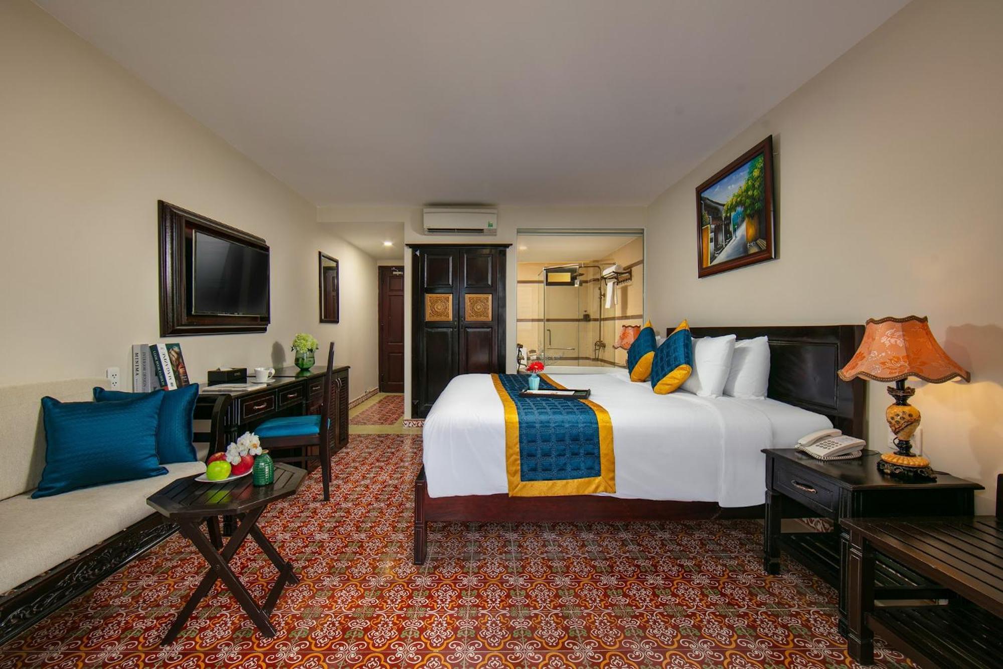 Hotel La Charm &