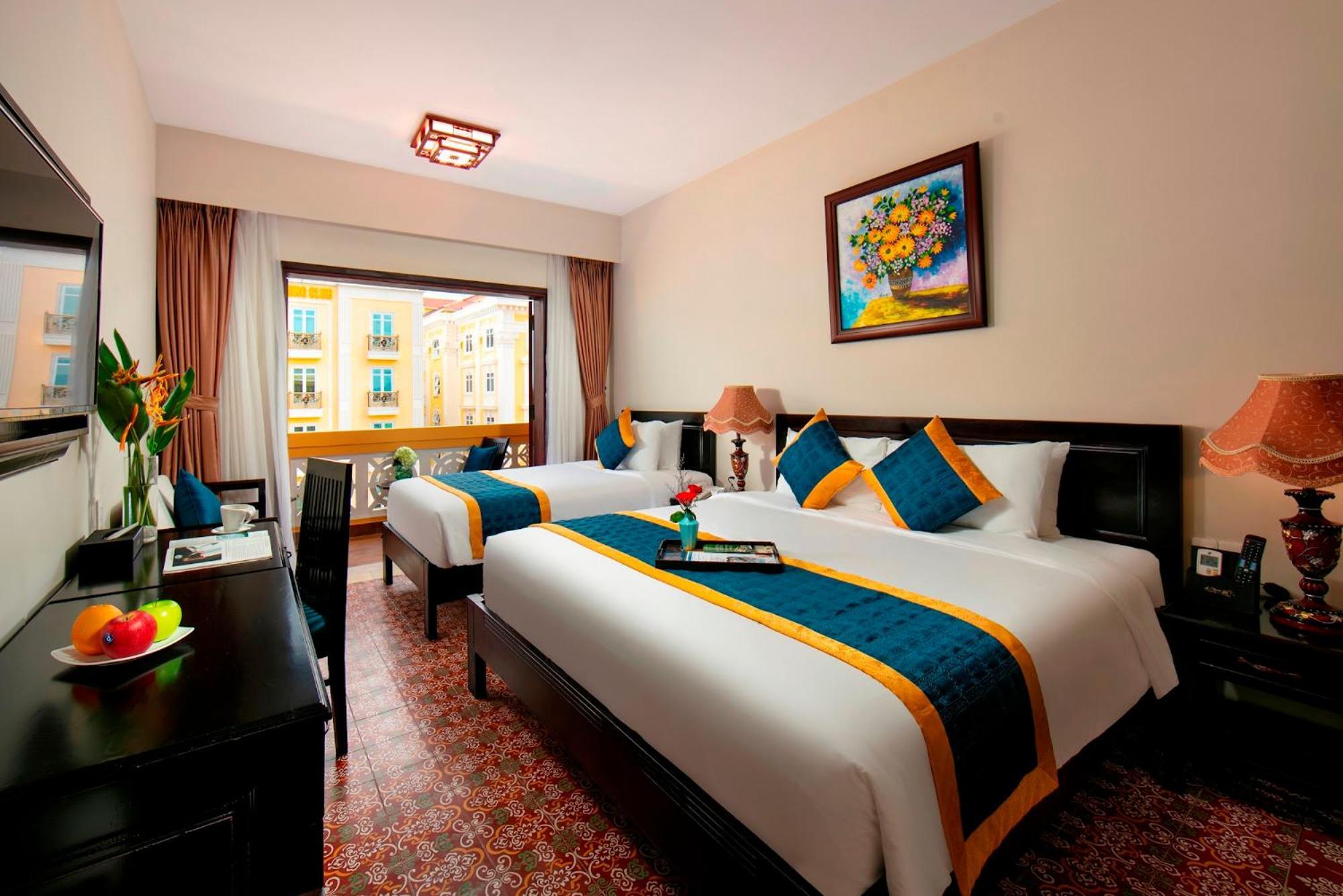 La Charm & Hotel