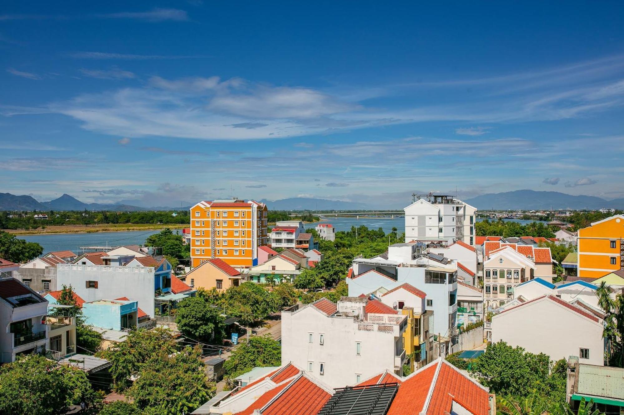 La Charm & Hoi An