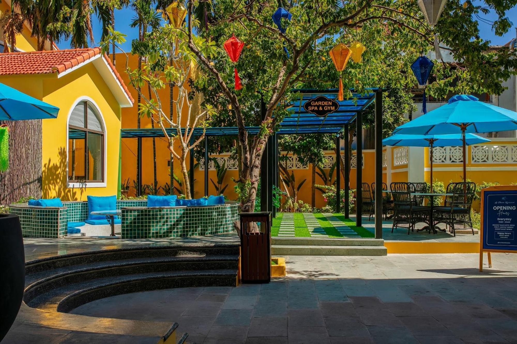Hotel La Charm & Hoi An
