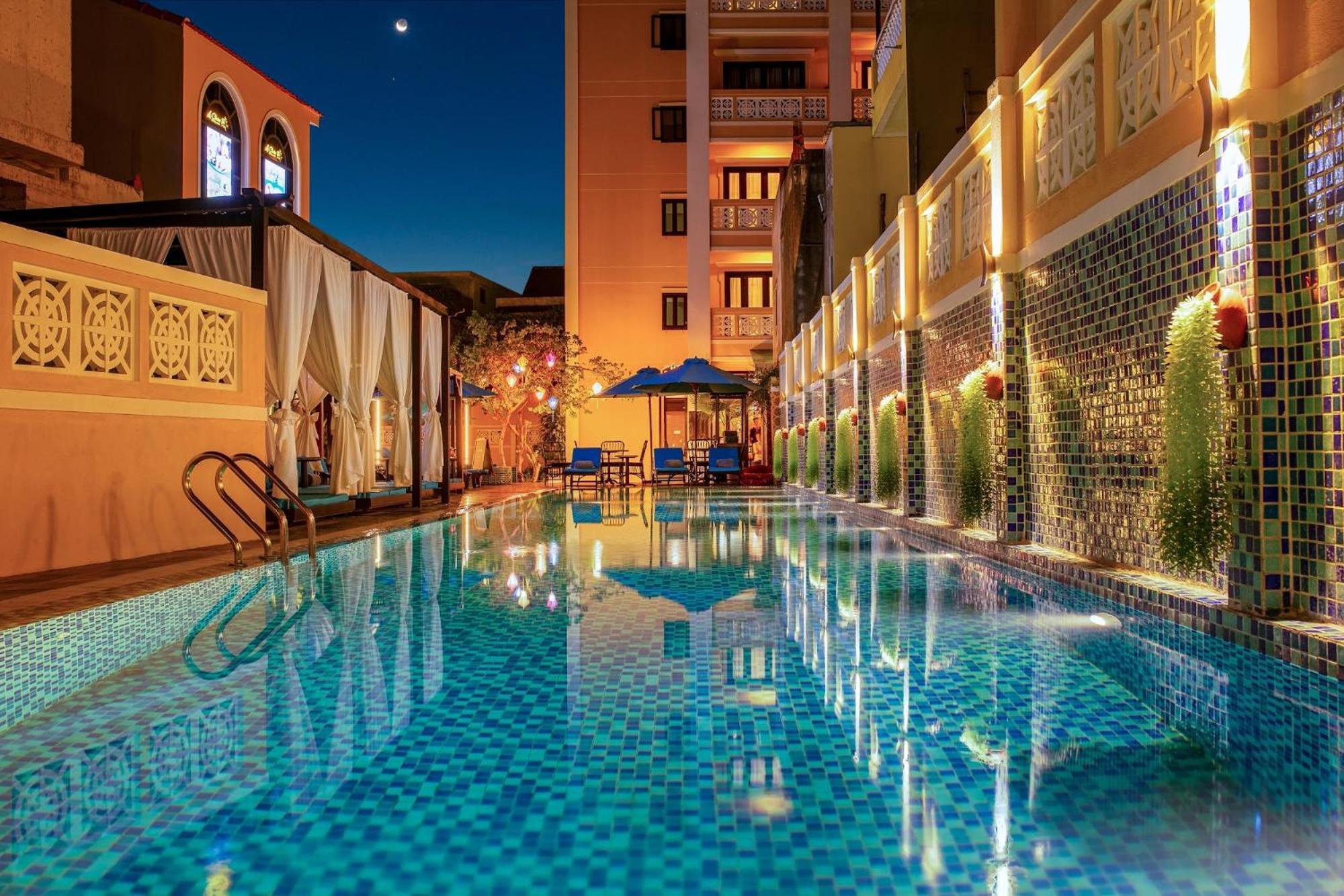 Hotel La Charm &