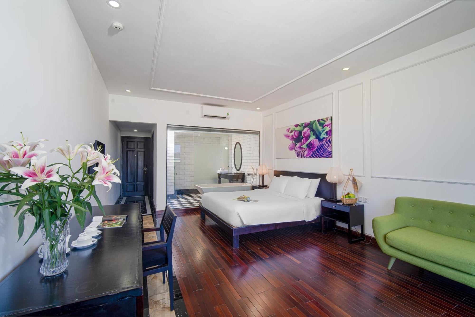 Thanh Binh Riverside 4*