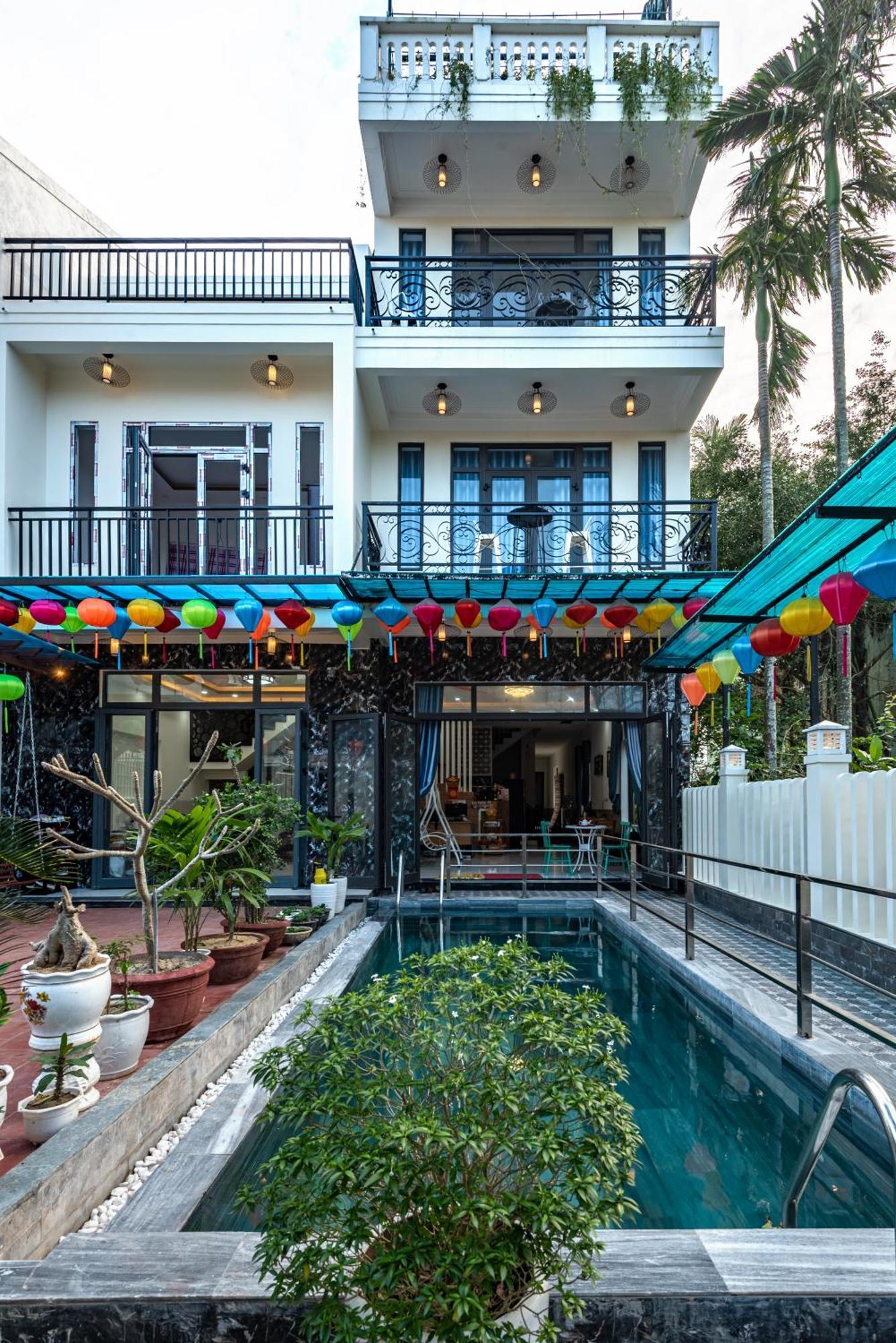 Mavina Homestay *